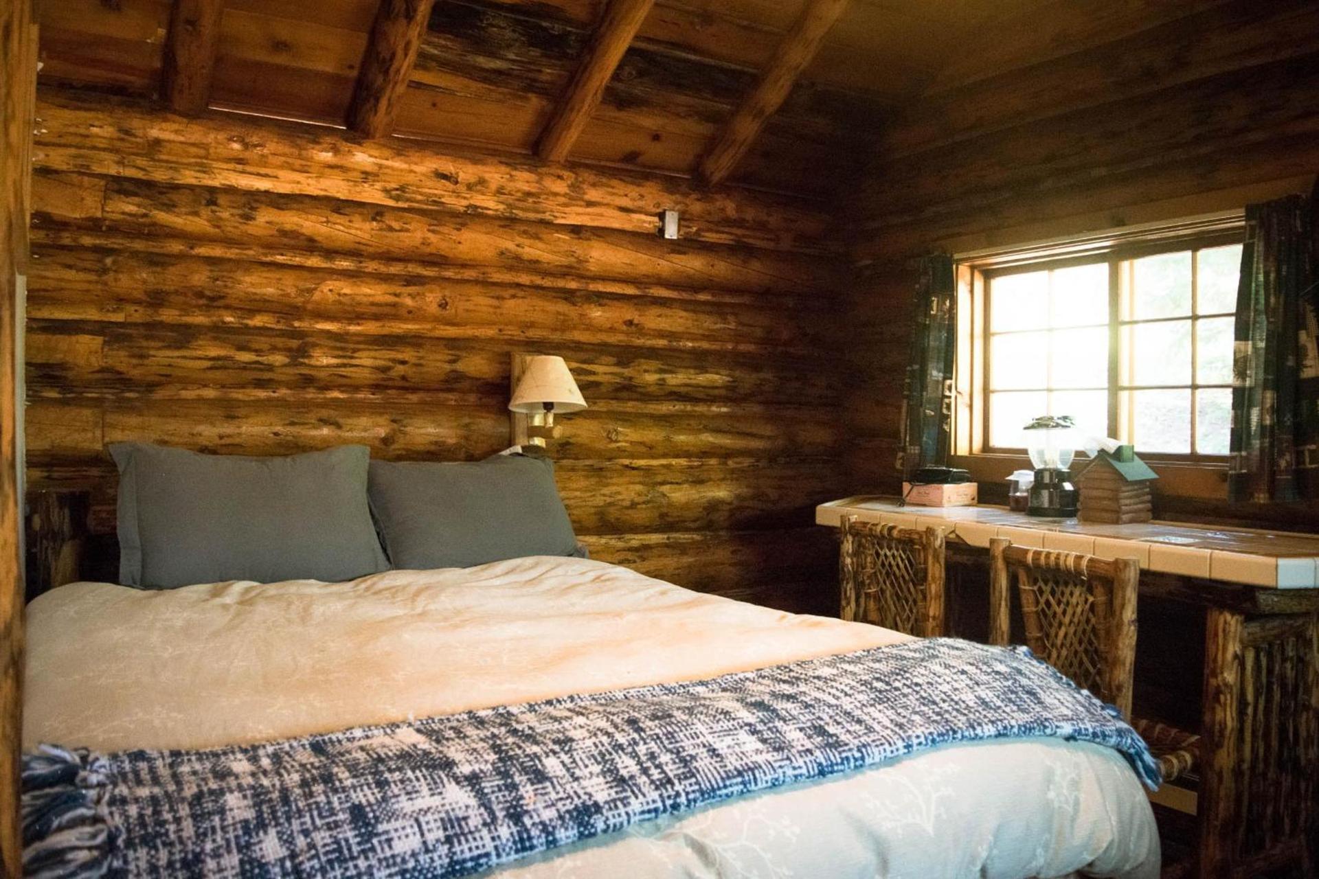 Silver Gate Lodging photo 74