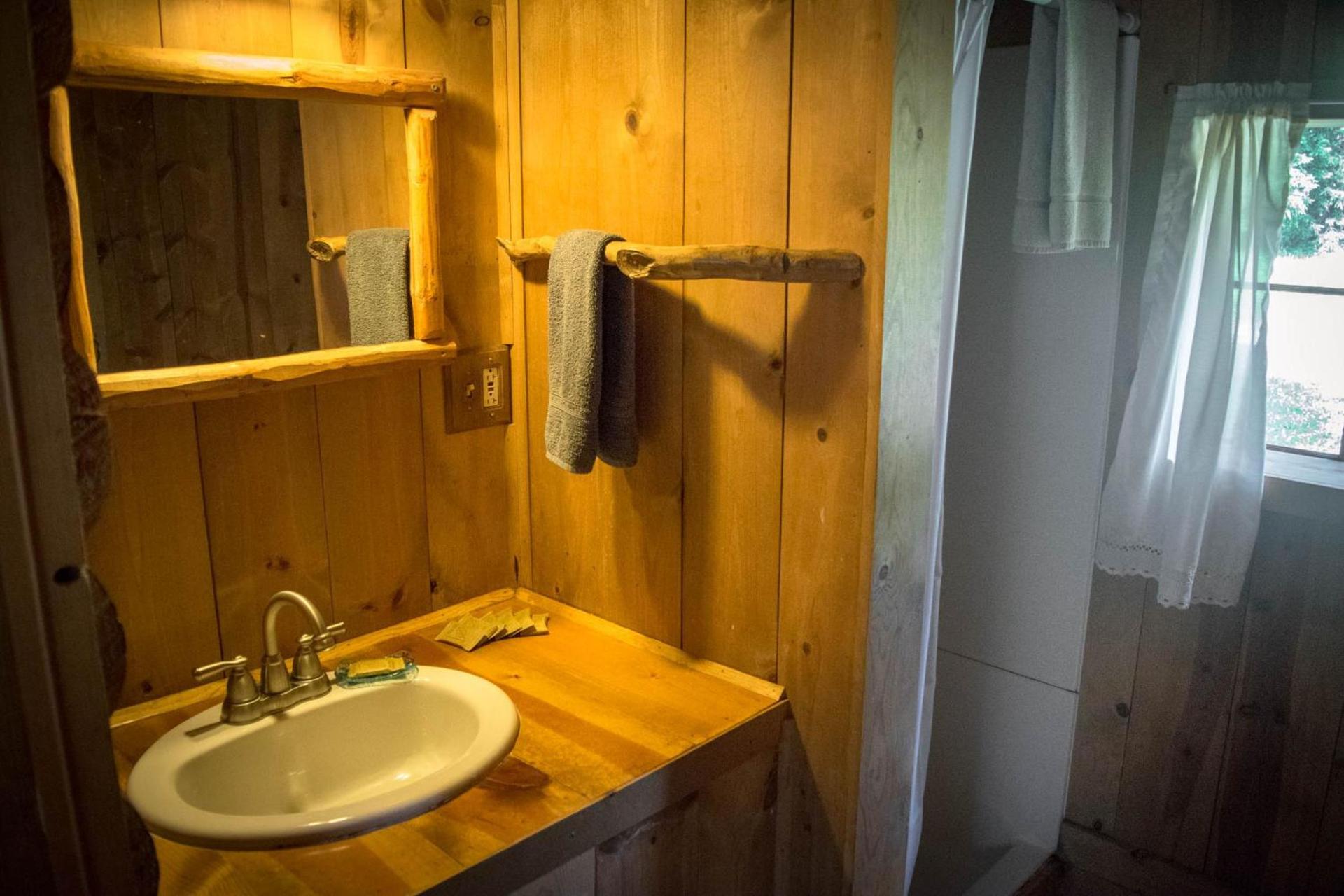 Silver Gate Lodging photo 66