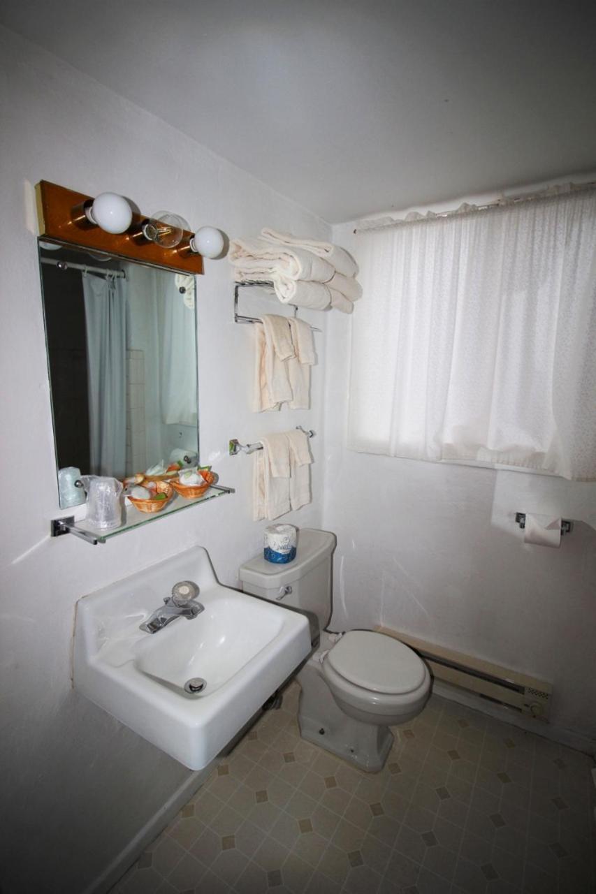 Topaz Lodge photo 10
