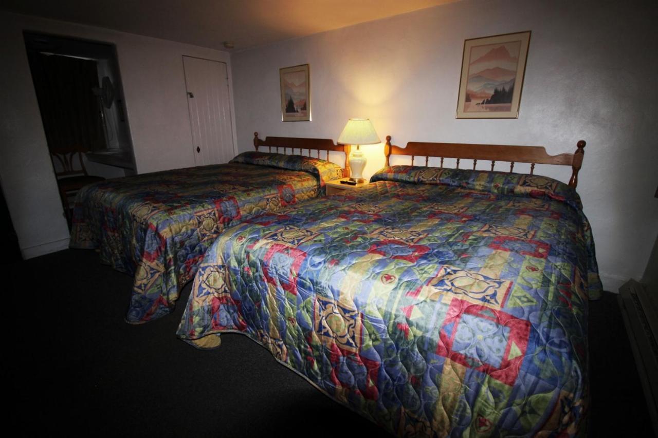 Topaz Lodge photo 11