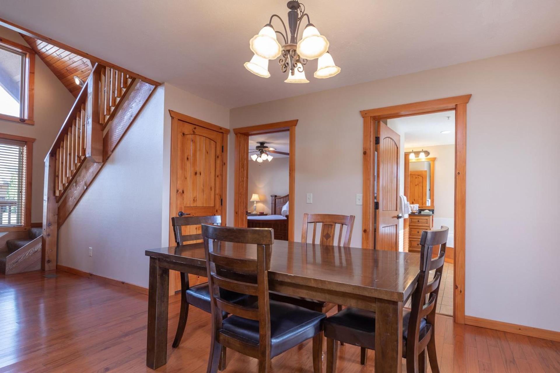 The Lodges at Table Rock photo 53