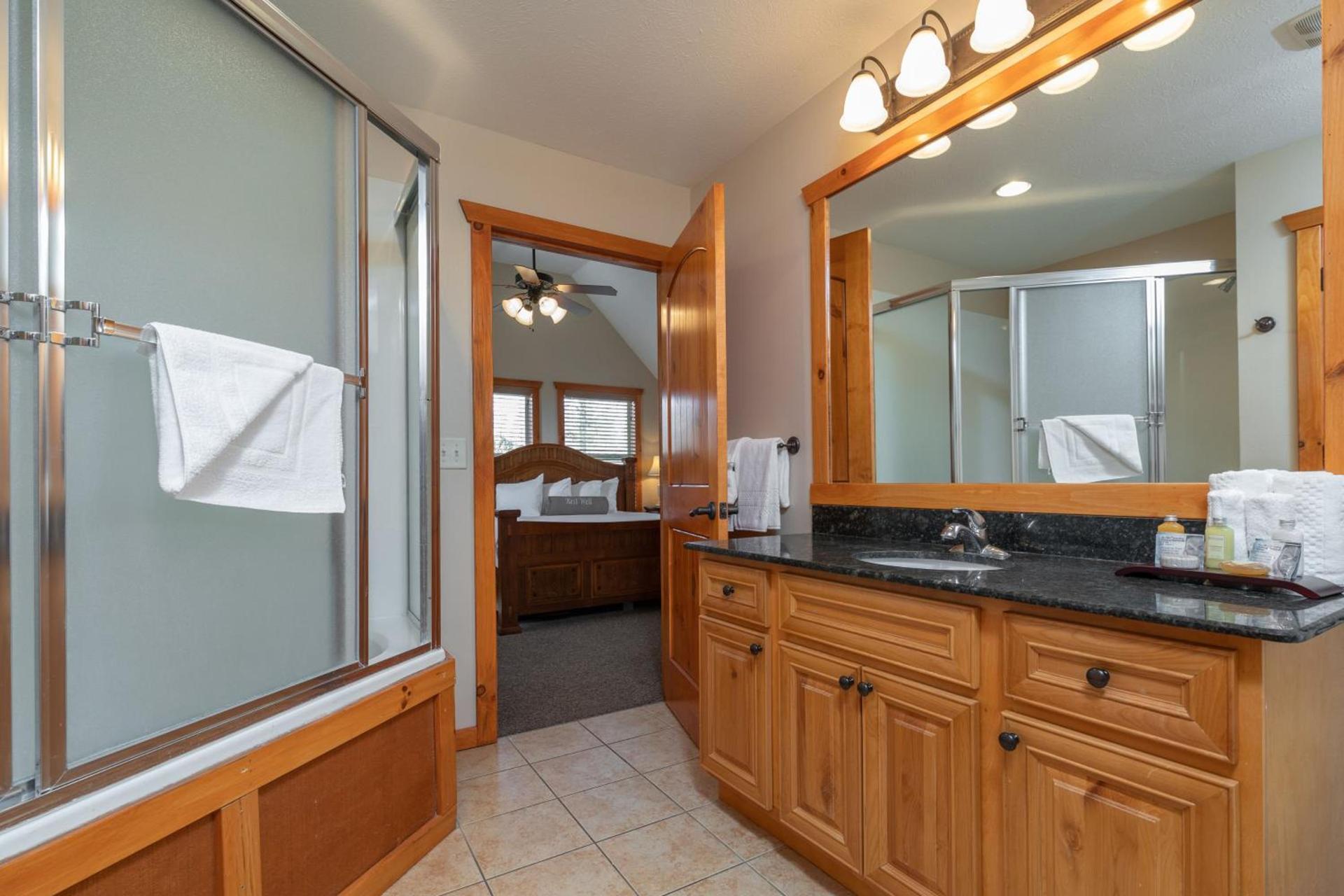 The Lodges at Table Rock photo 44