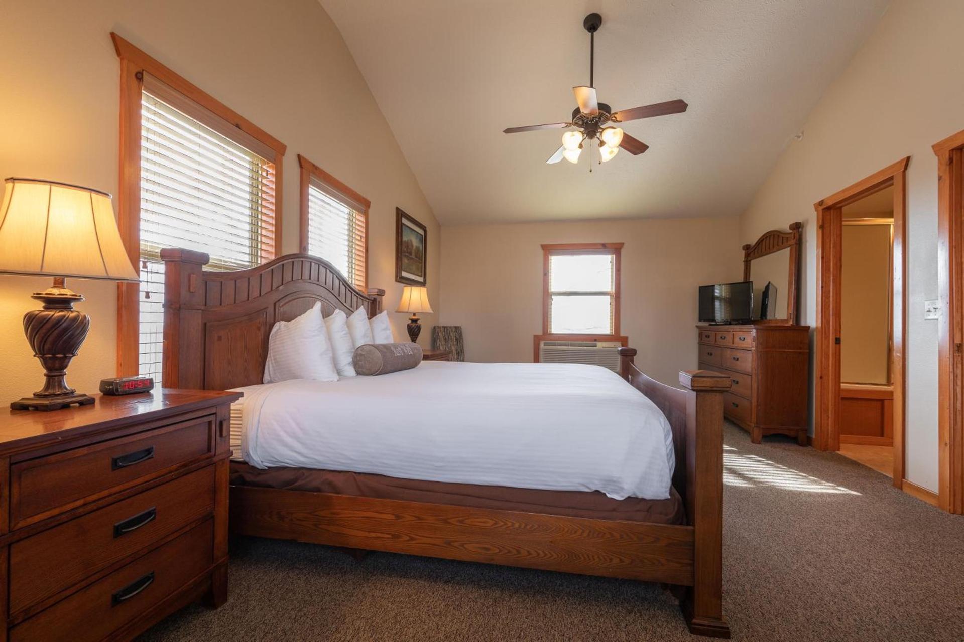 The Lodges at Table Rock photo 37
