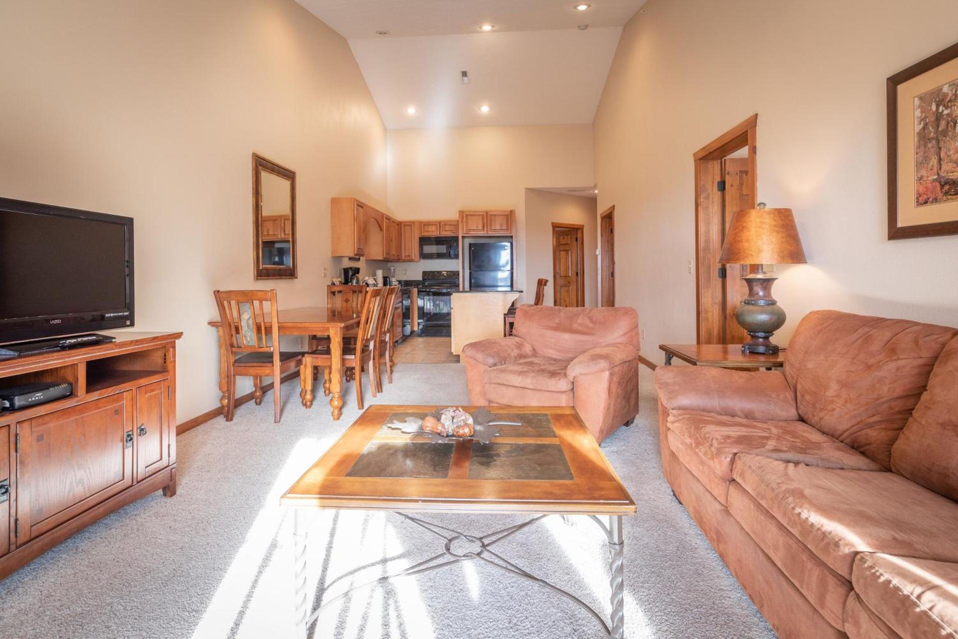 The Lodges at Table Rock photo 32