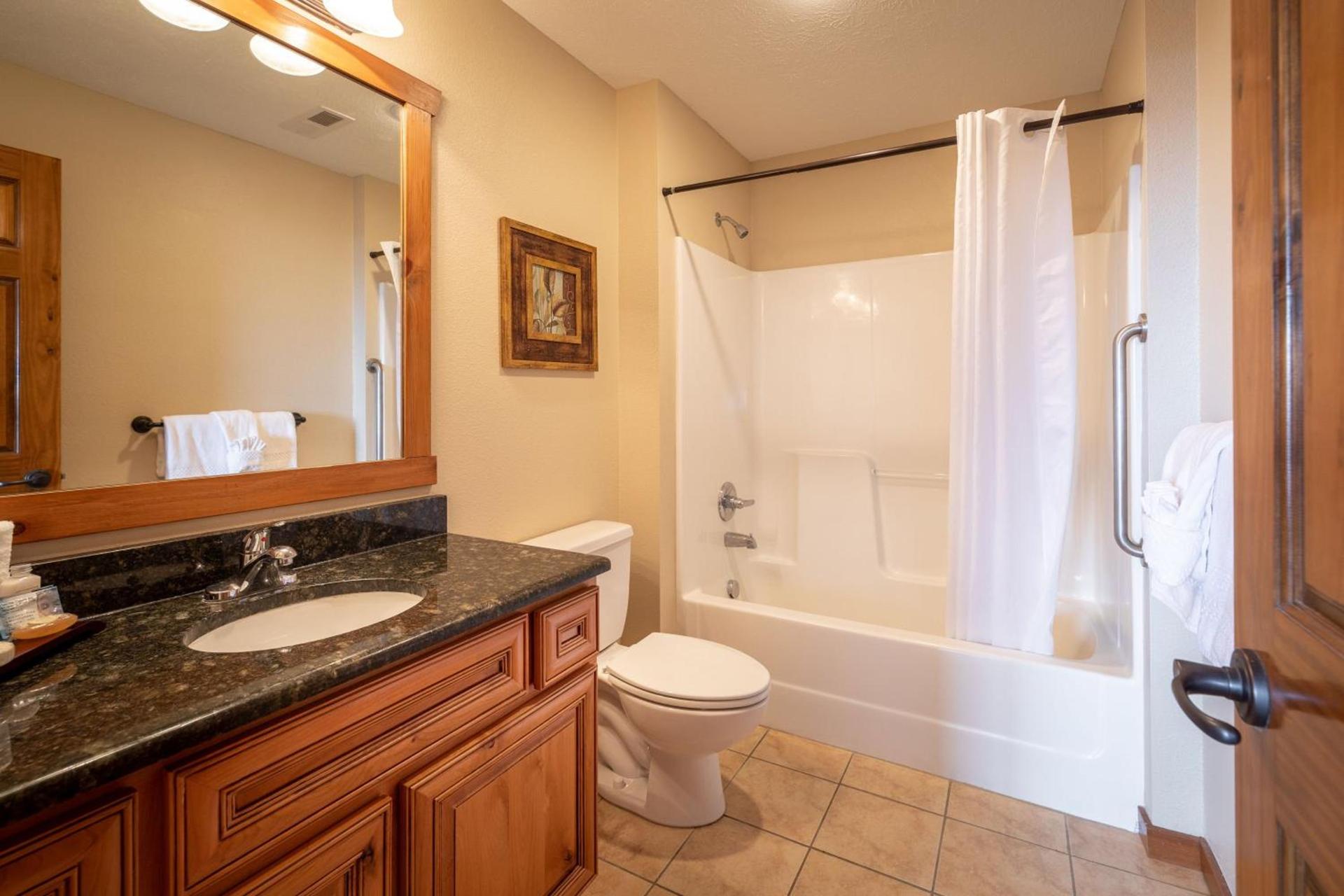 The Lodges at Table Rock photo 25