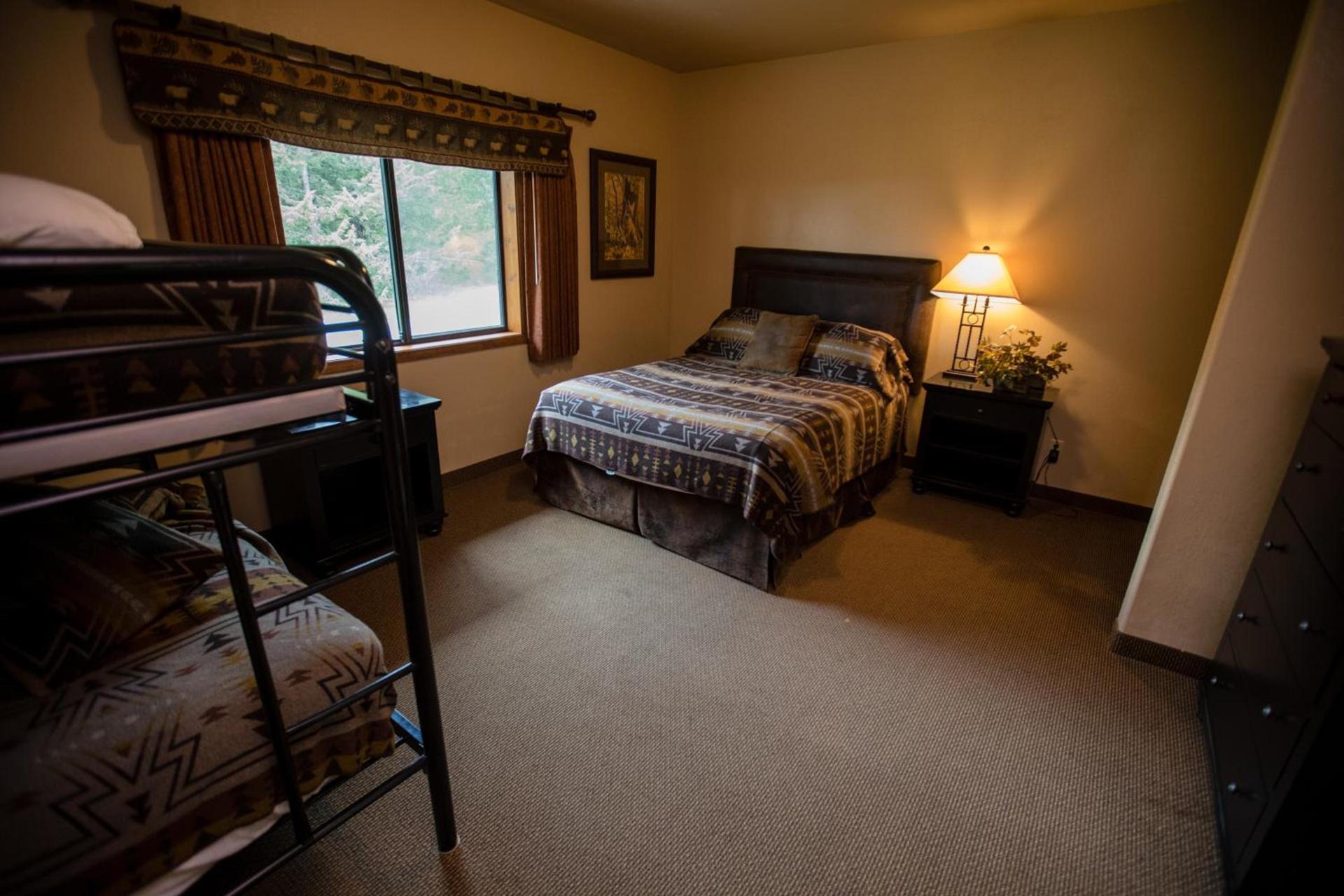 Lewis & Clark Resort photo 77