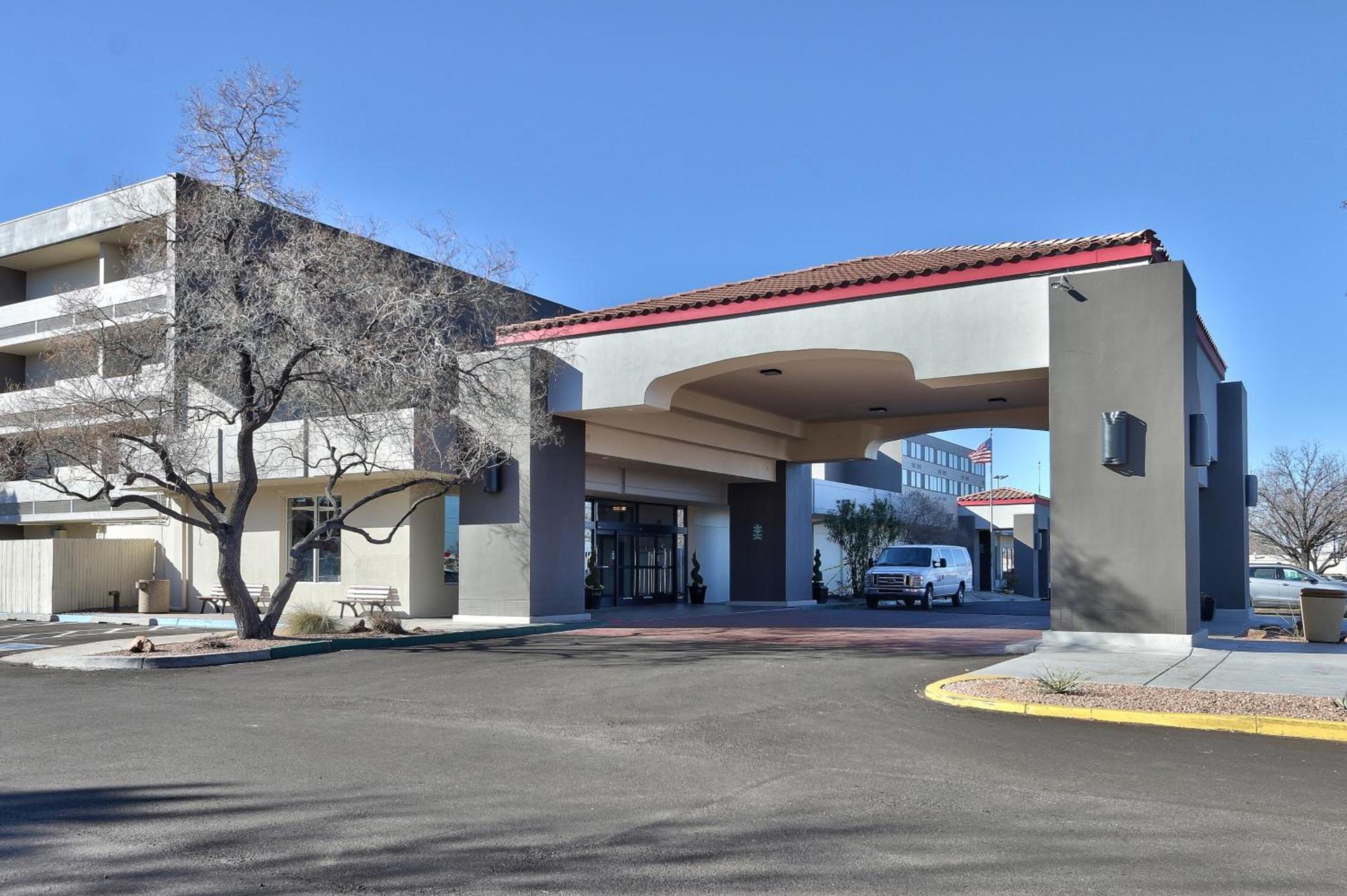 Ramada by Wyndham Albuquerque Midtown photo 53