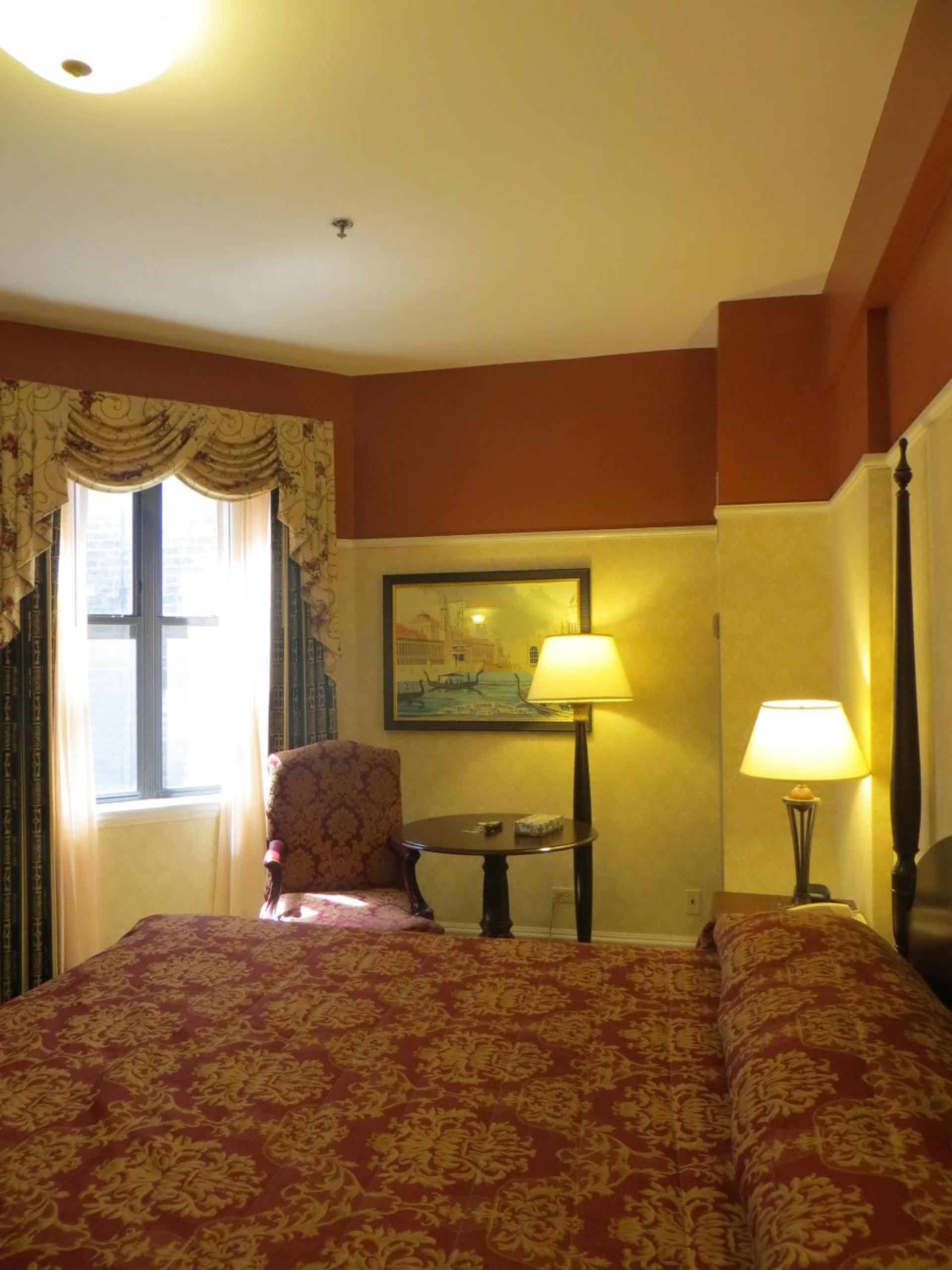 Carleton of Oak Park photo 23