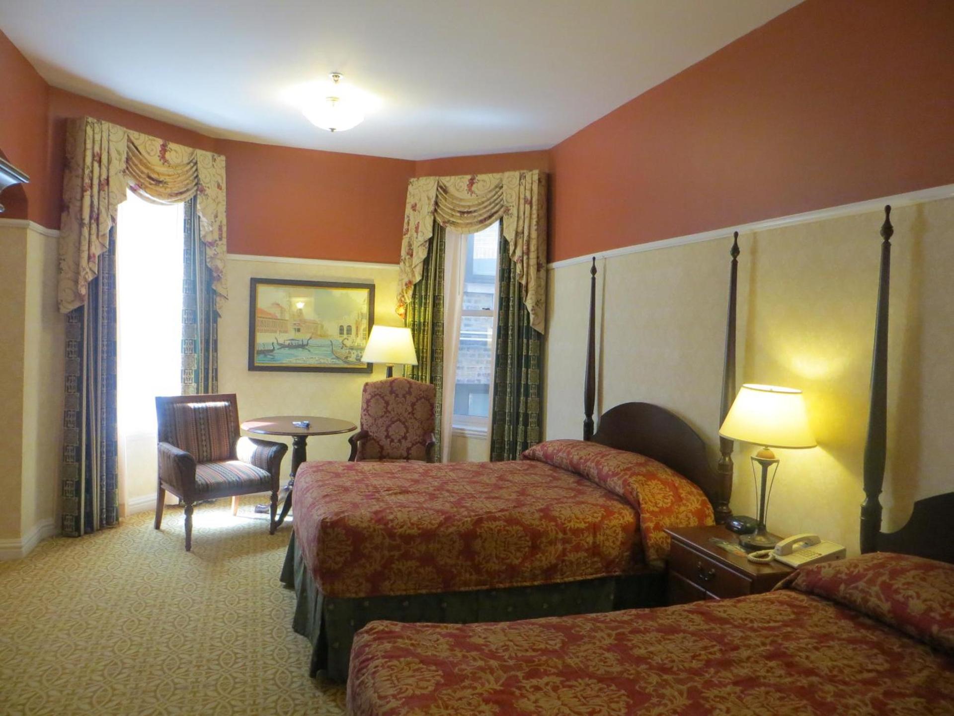 Carleton of Oak Park photo 19