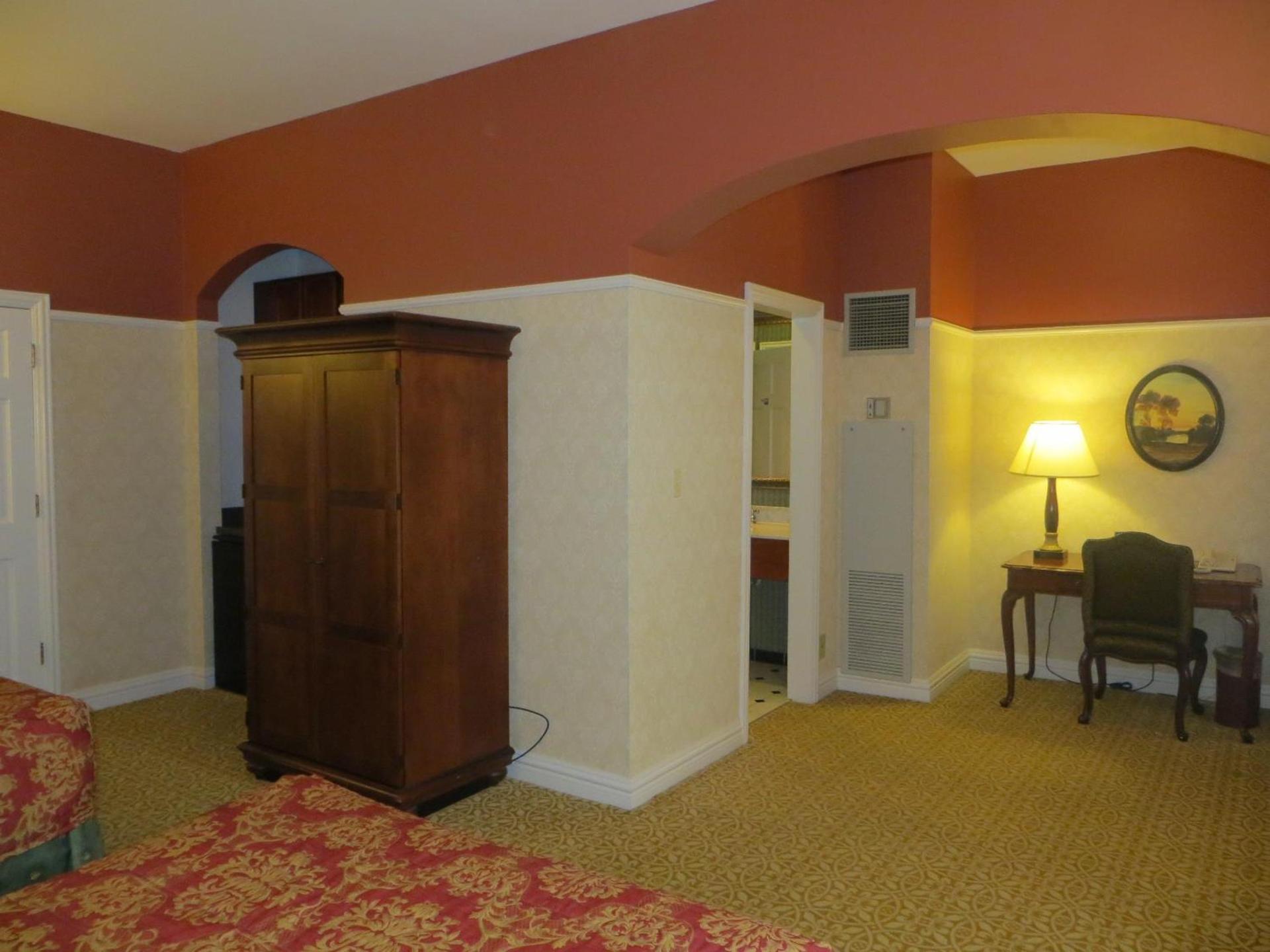 Carleton of Oak Park photo 40