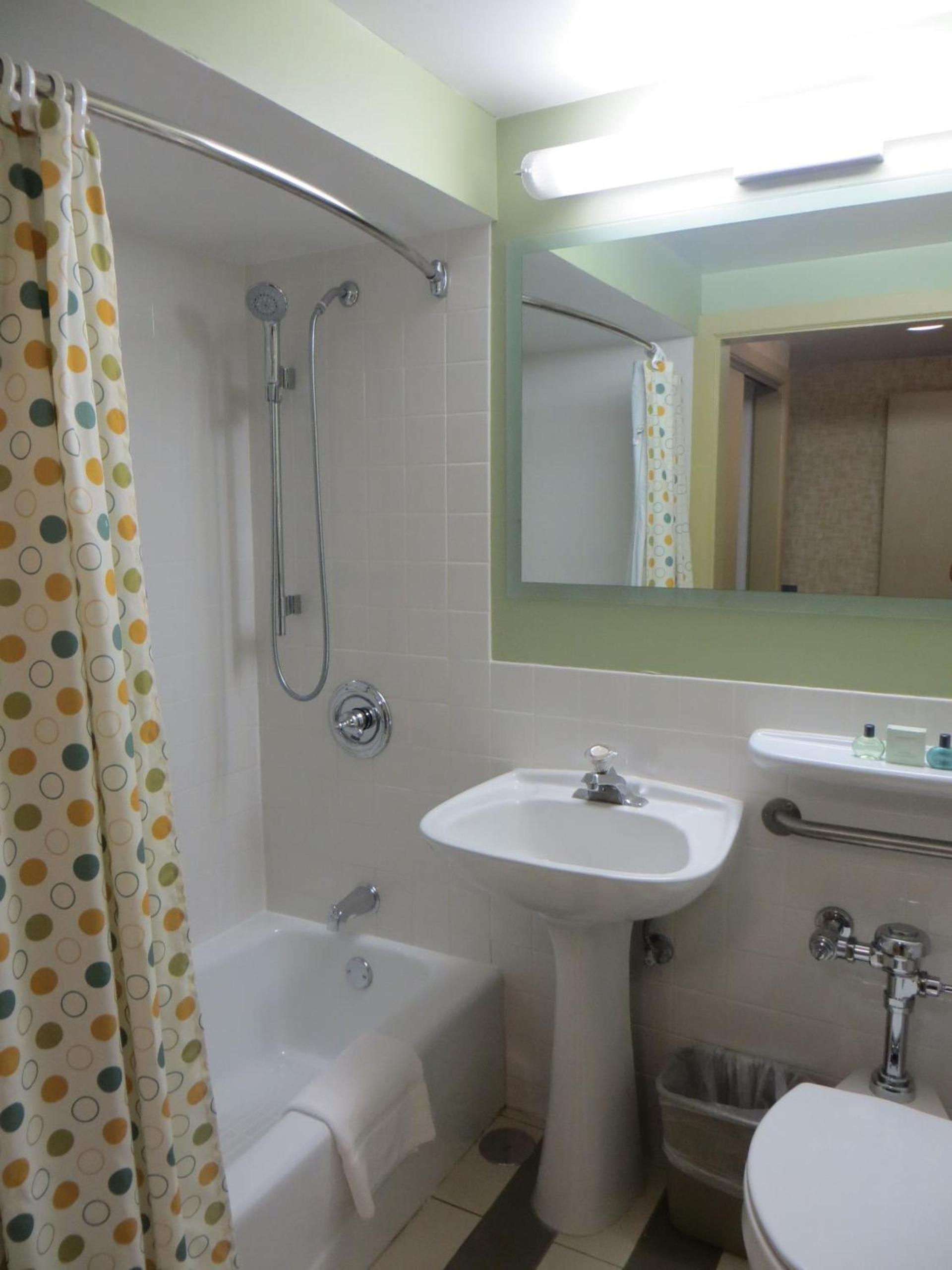 Carleton of Oak Park photo 49