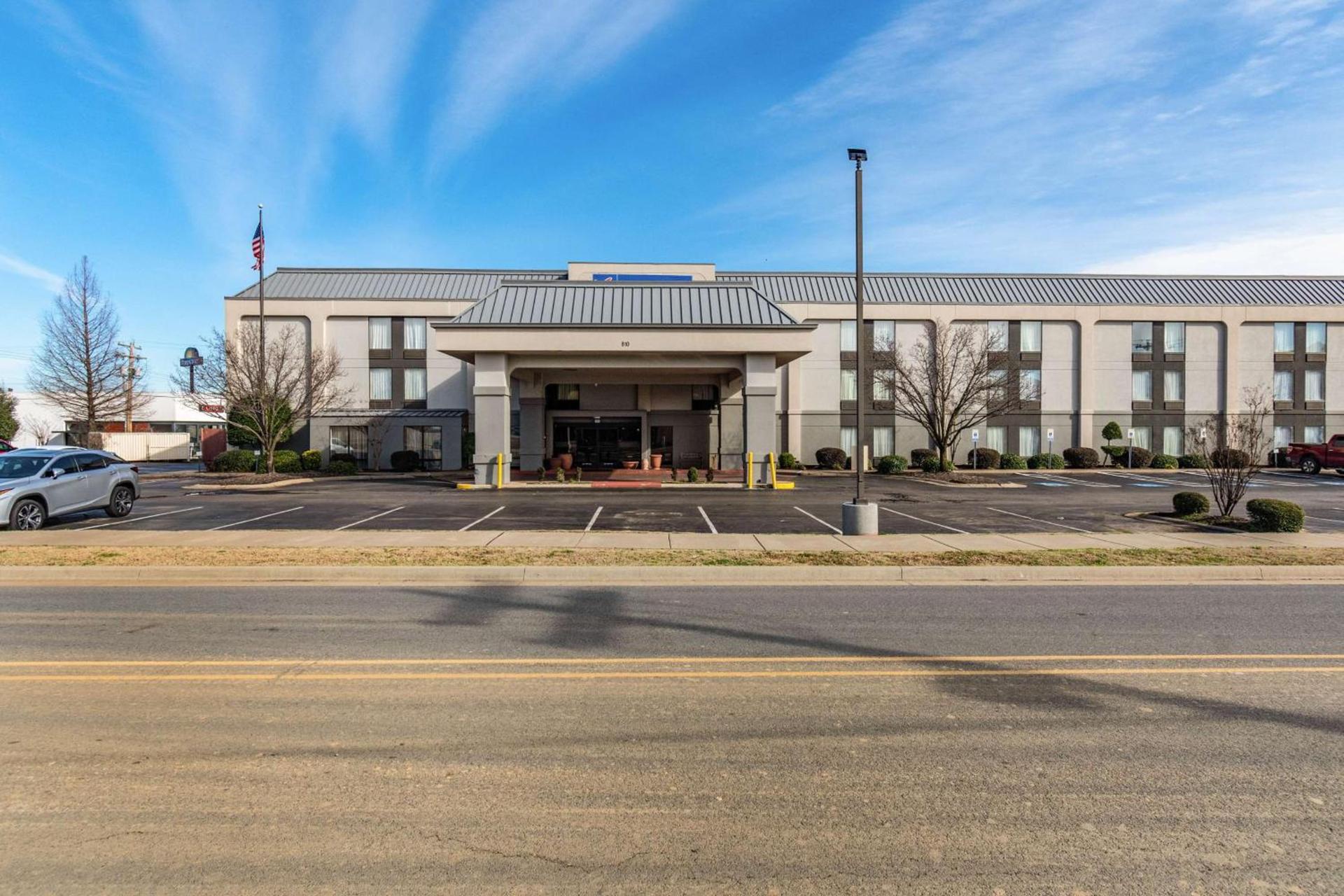 Wingate by Wyndham Conway AR photo 4