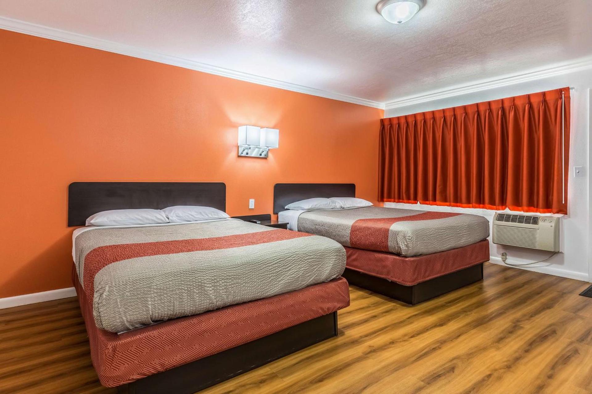 Motel 6 Tremonton, Utah photo 17
