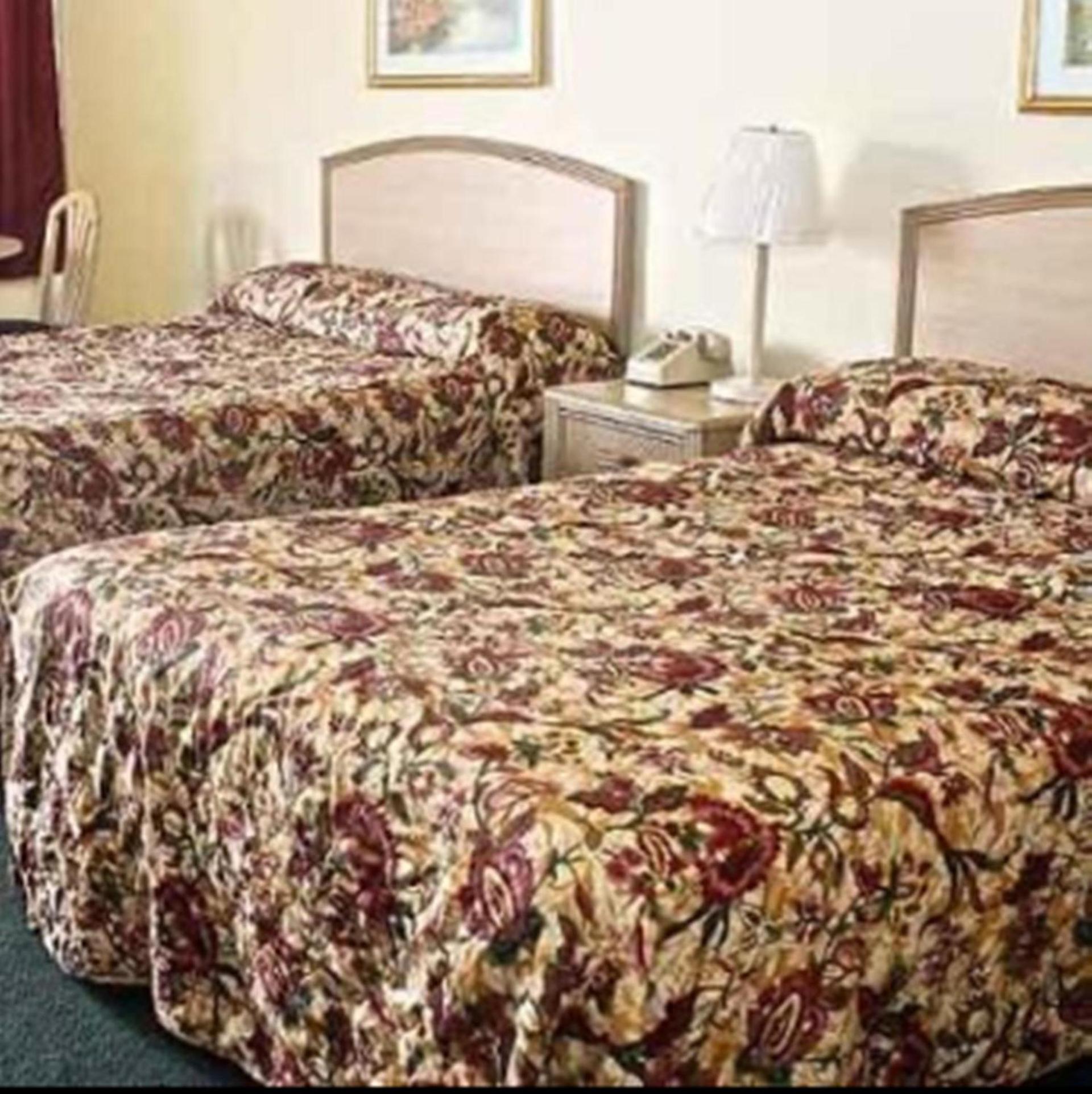 Family Inns of America - Mobile photo 16