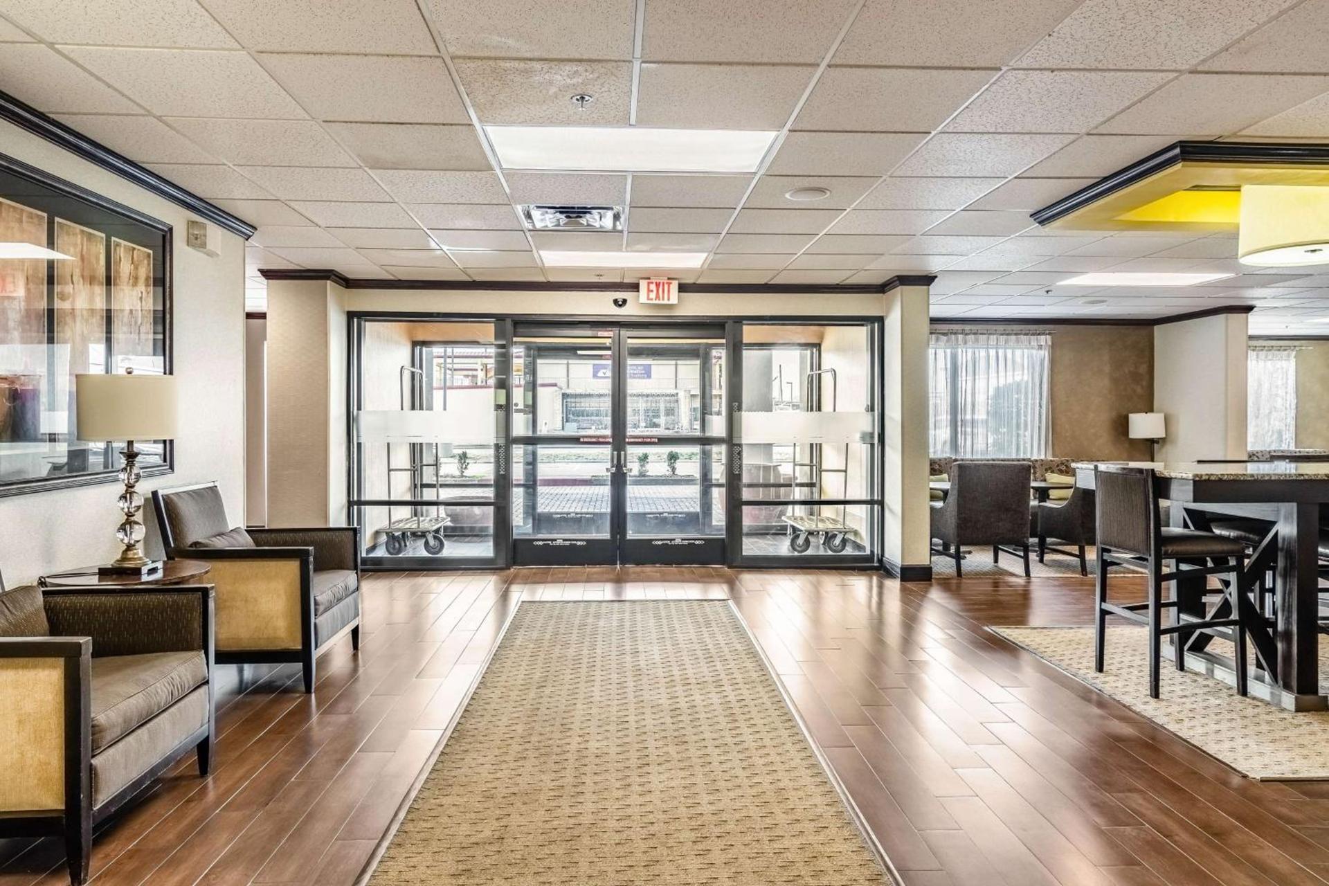 Wingate by Wyndham Conway AR photo 14