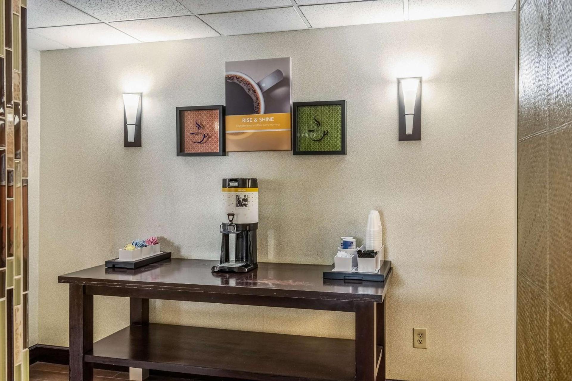 Wingate by Wyndham Conway AR photo 36
