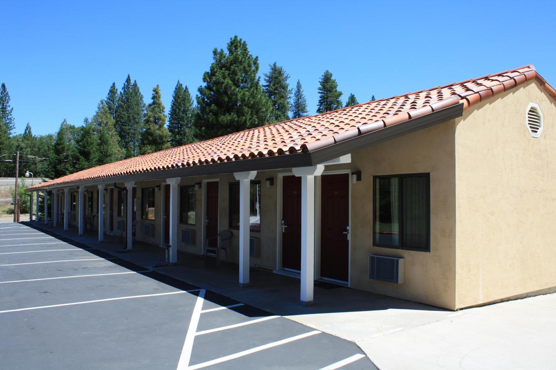 Gold Trail Motor Lodge photo 20