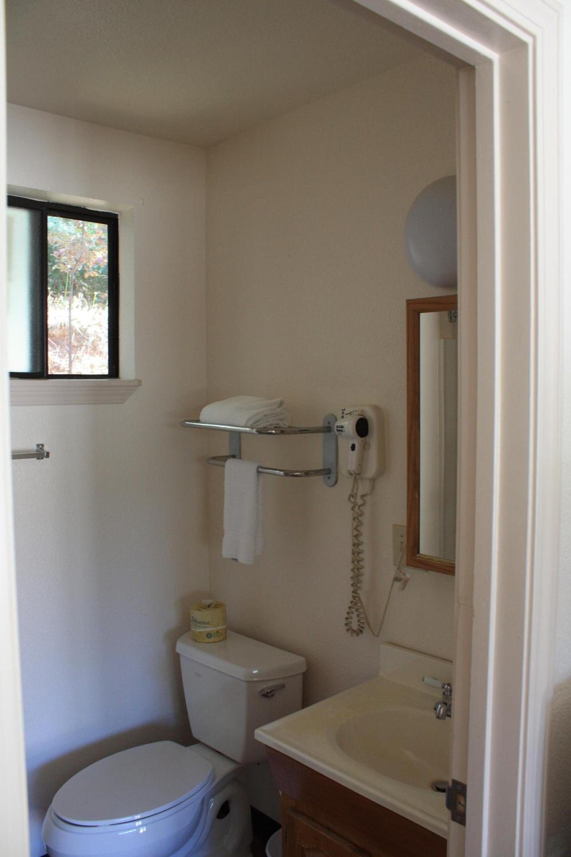 Mother Lode Motel photo 26