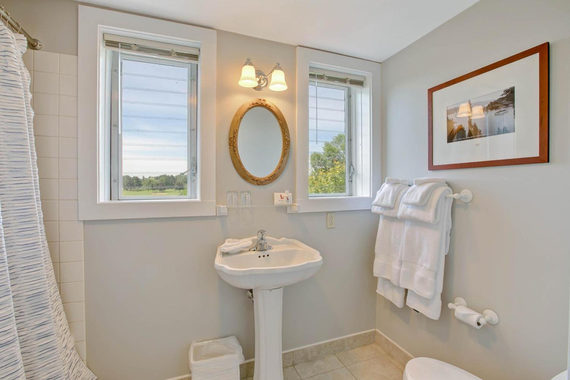 Basin Harbor photo 21
