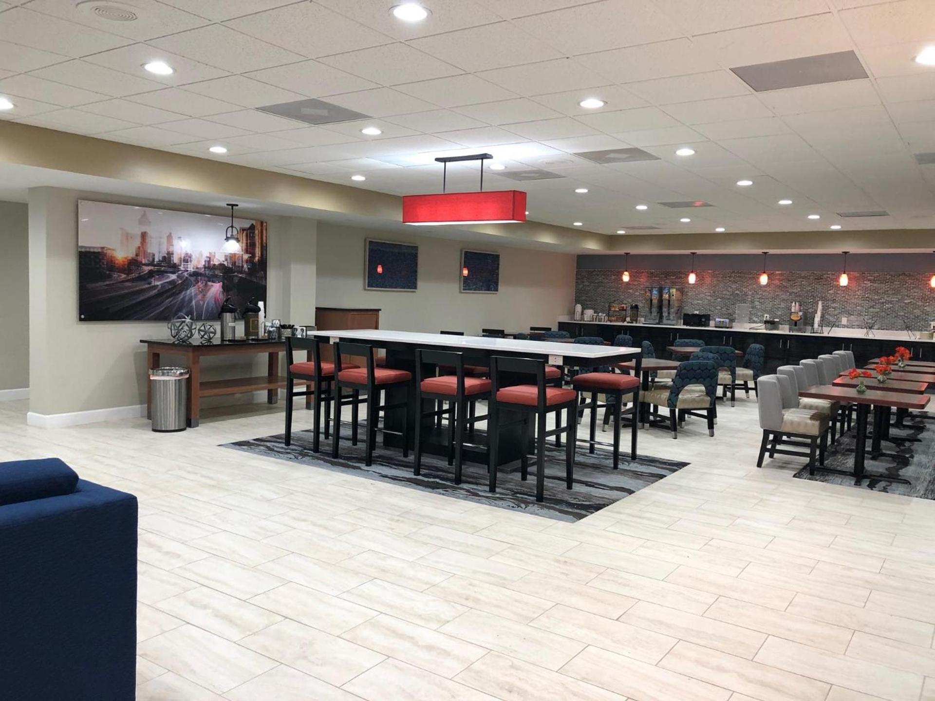 Quality Inn Dalton East photo 59