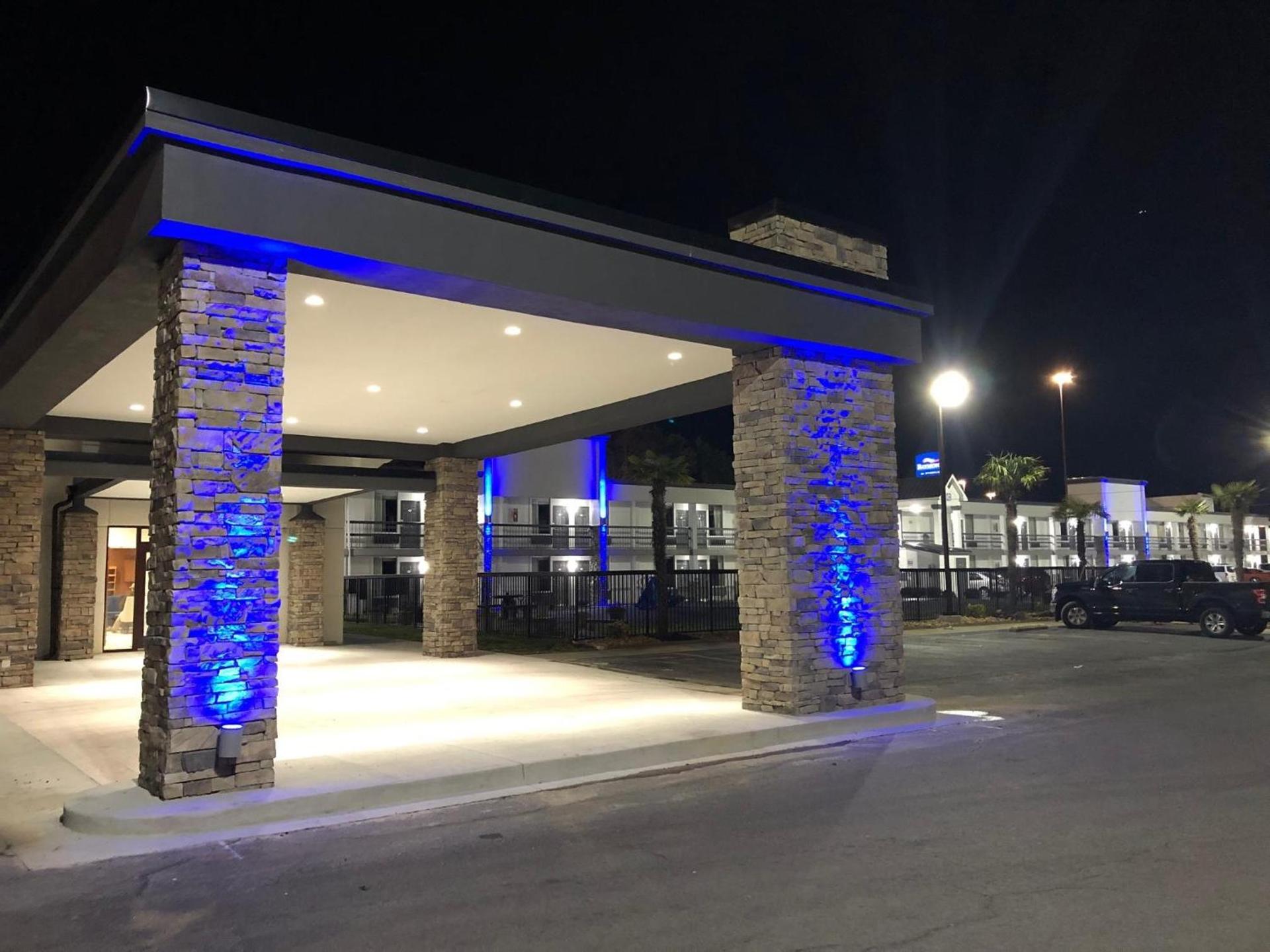 Quality Inn Dalton East photo 41