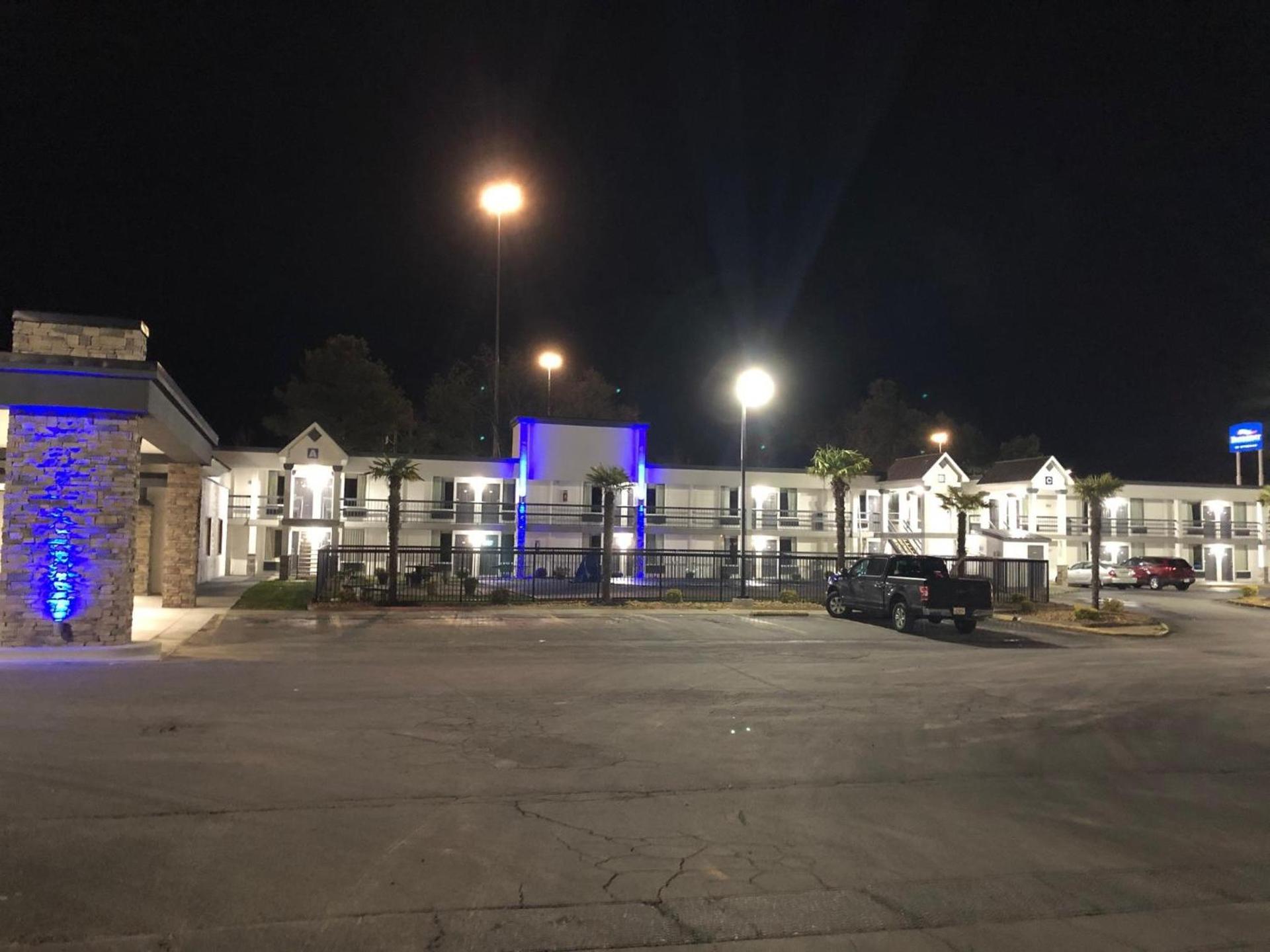 Quality Inn Dalton East photo 65