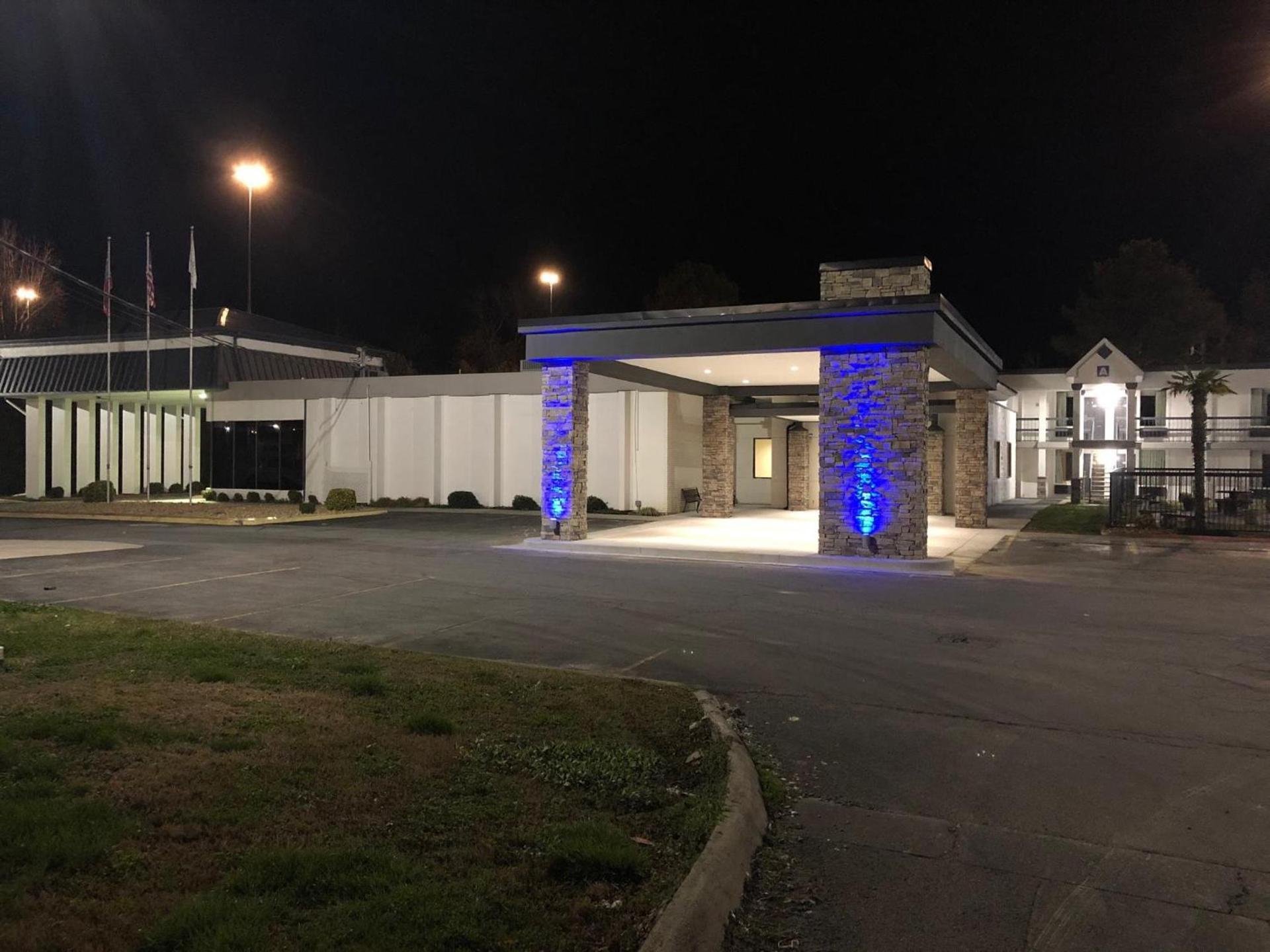 Quality Inn Dalton East photo 66