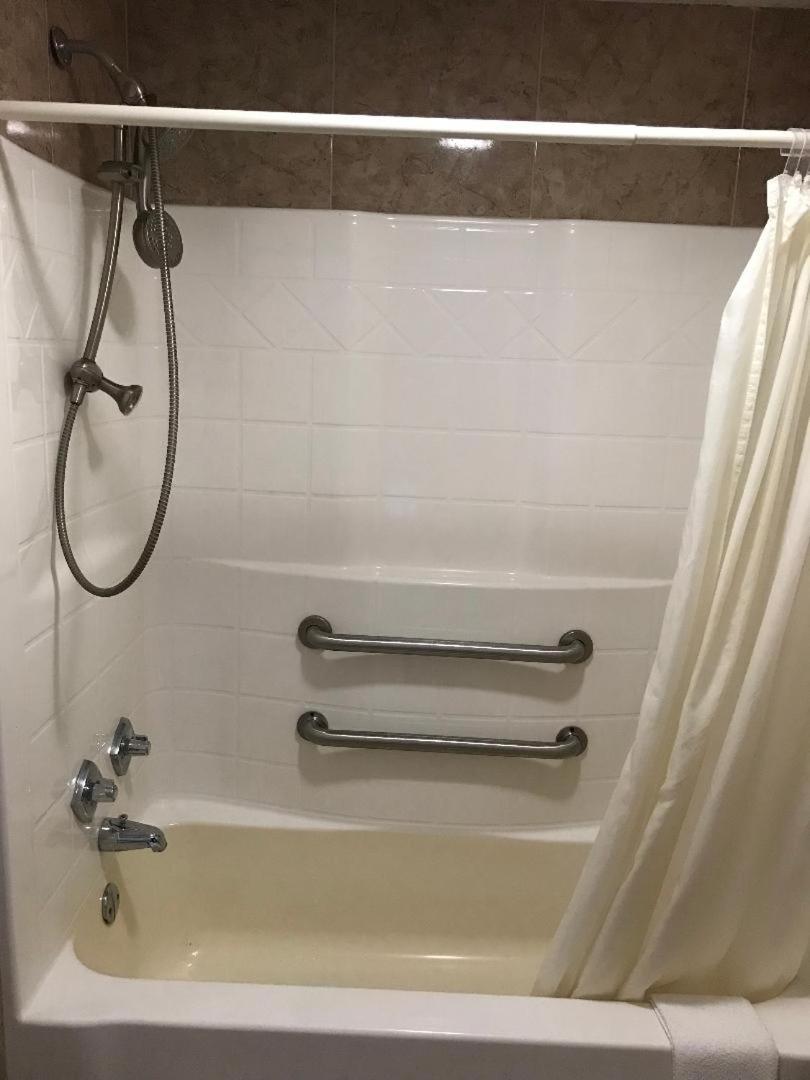 Sunrise Inn - Bradenton photo 6