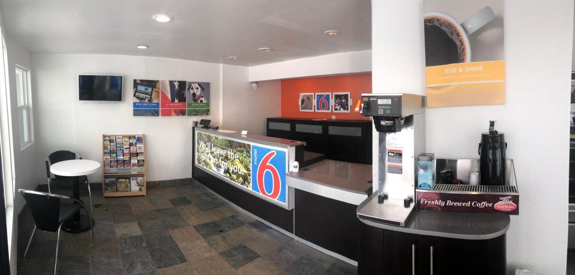 Motel 6 Pendleton, OR - West photo 39