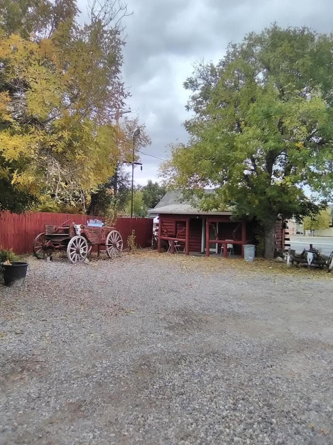 Roundtop Mountain Vista - Cabins and Motel photo 22
