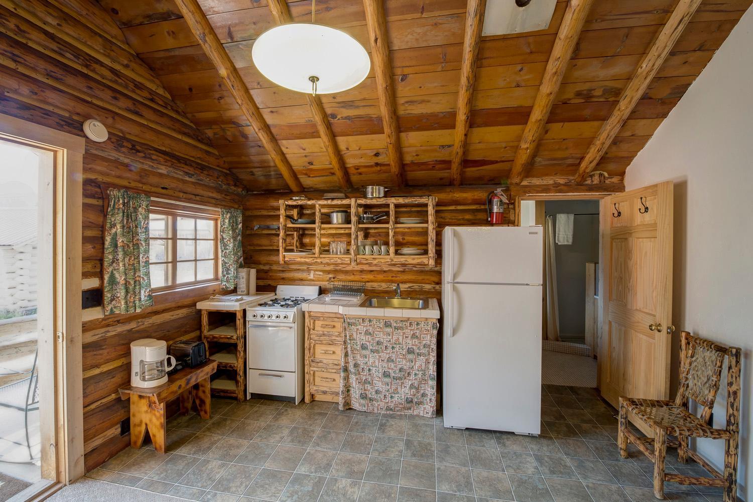 Silver Gate Lodging photo 40