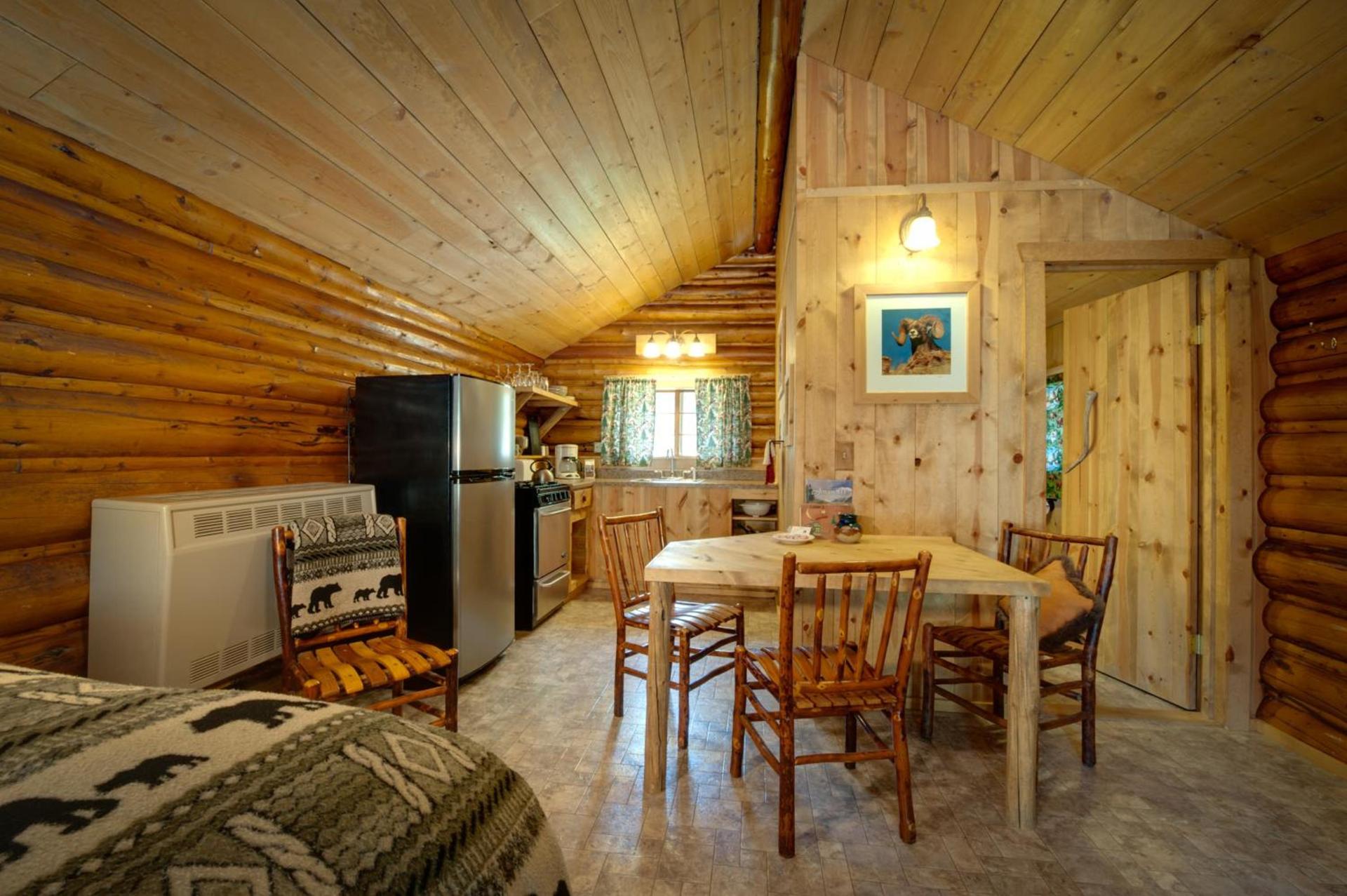 Silver Gate Lodging photo 13