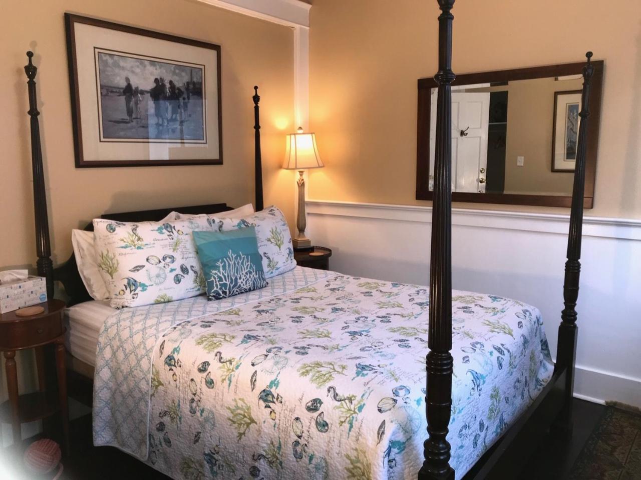 Inn at Harbour Village photo 2