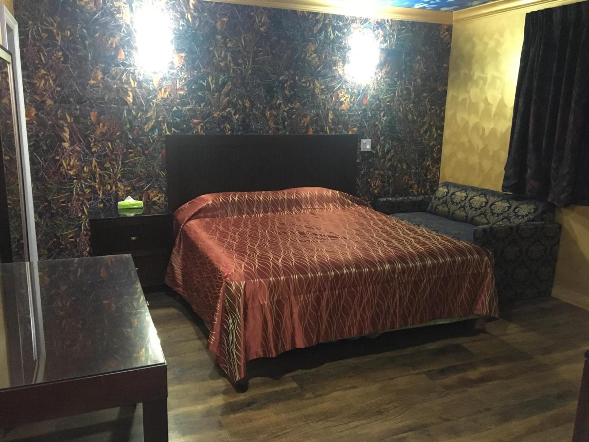 Villa Park Motel photo 51