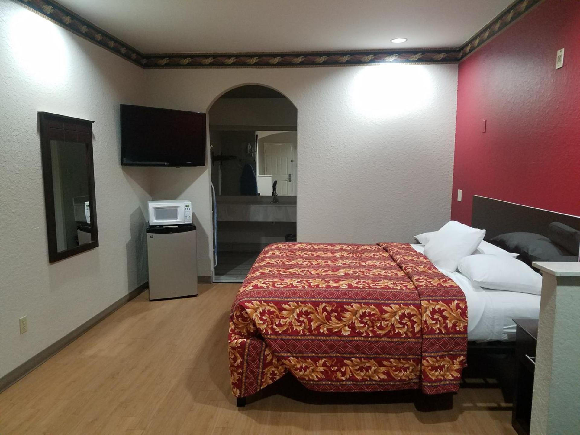 Scott Inn & Suites - Downtown Houston photo 19