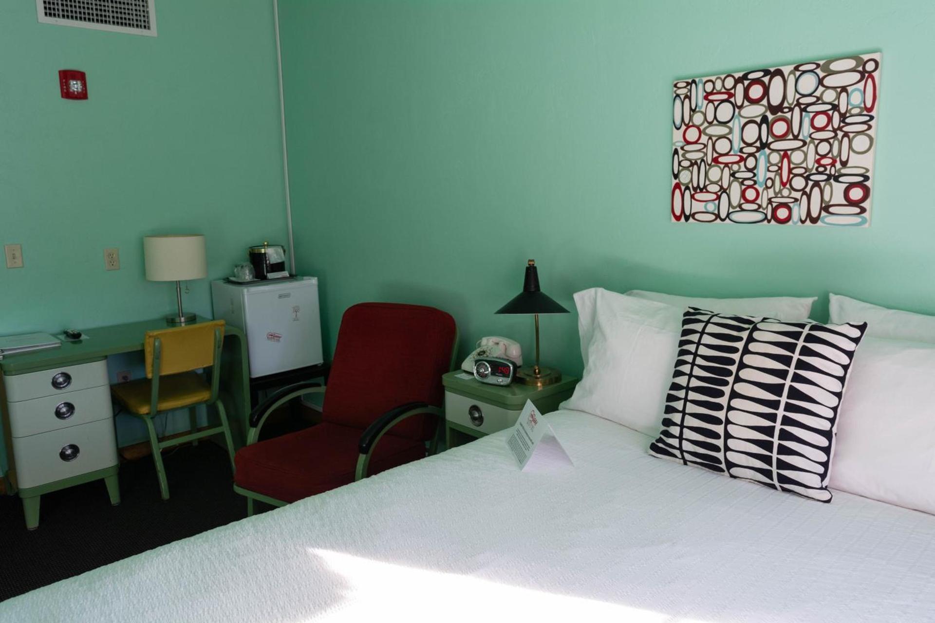 Holiday Music Motel photo 31