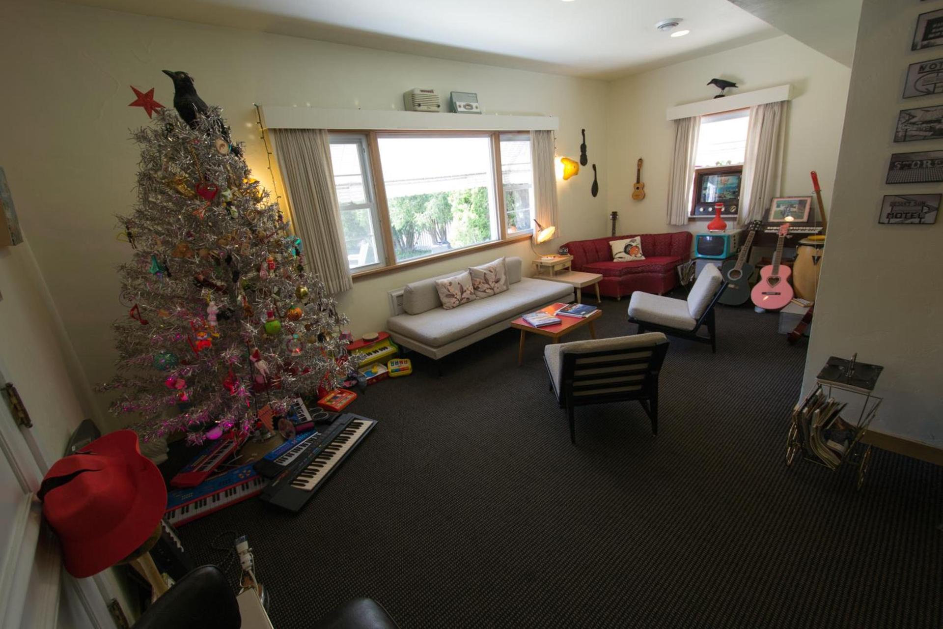 Holiday Music Motel photo 3