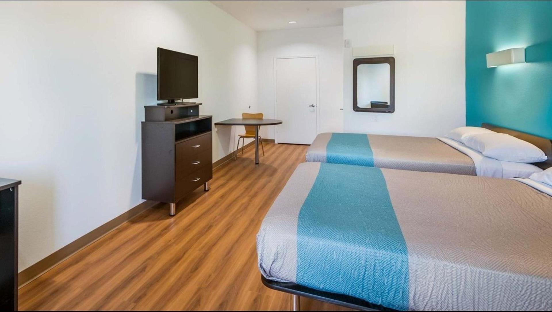 Motel 6-Channelview, TX photo 44