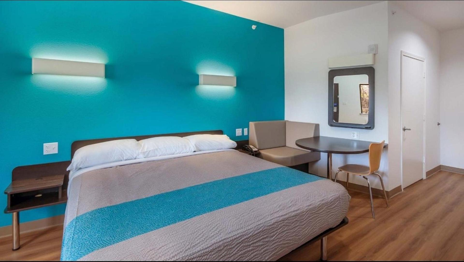 Motel 6-Channelview, TX photo 39