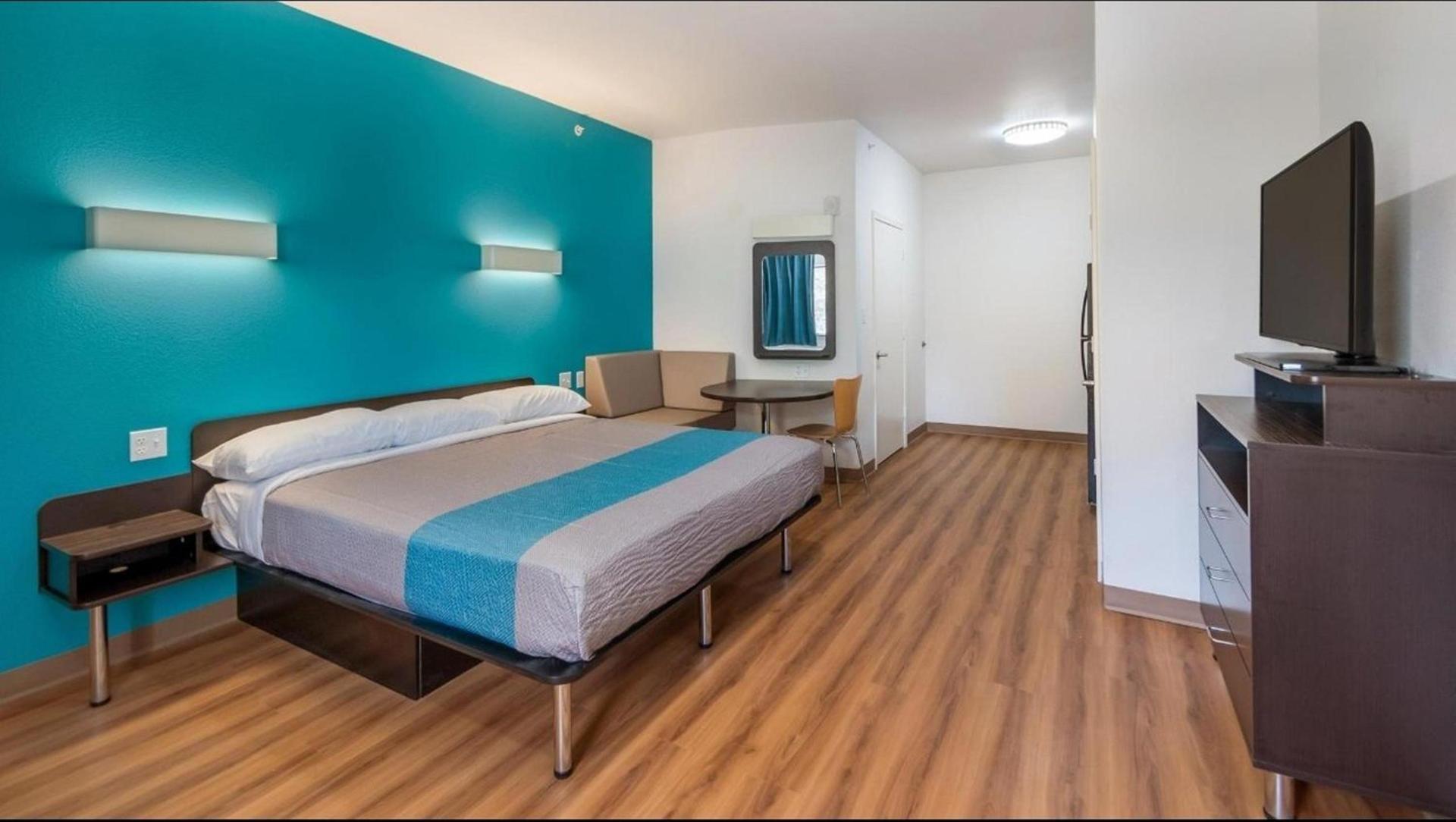 Motel 6-Channelview, TX photo 38