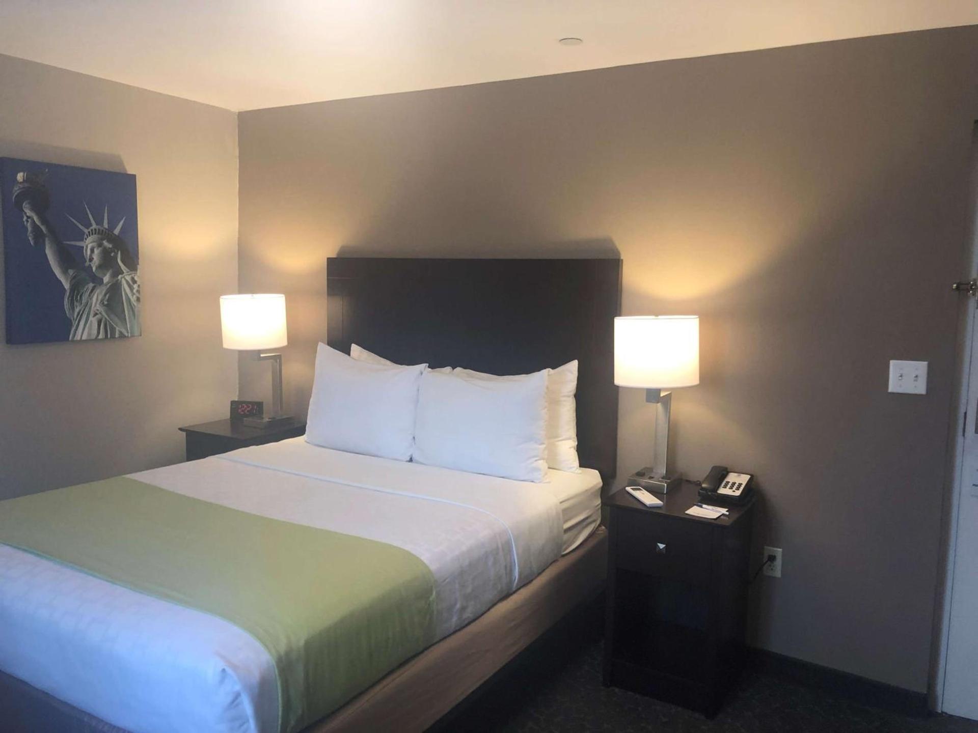 Best Western Fort Lee photo 13