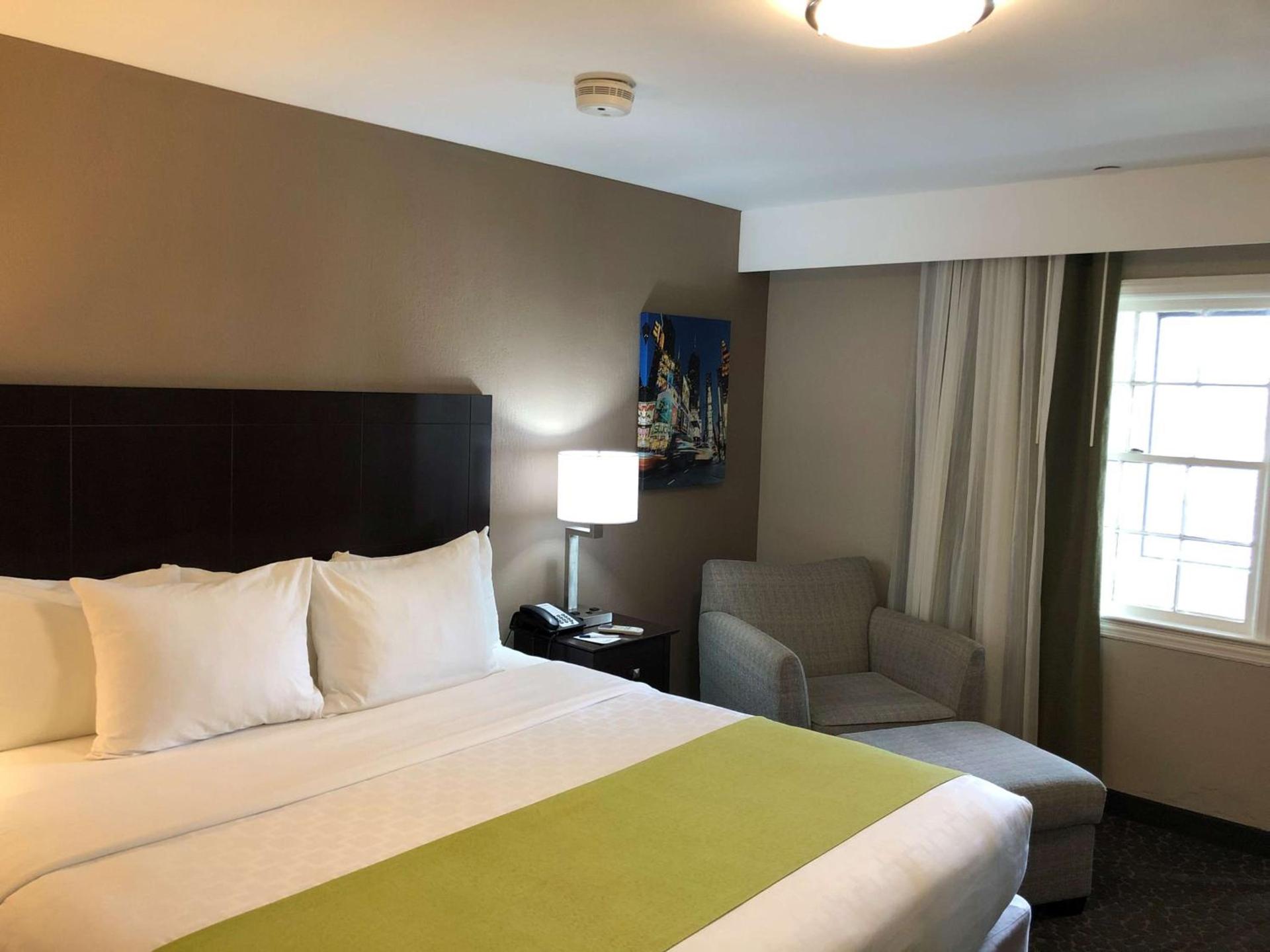 Best Western Fort Lee photo 8