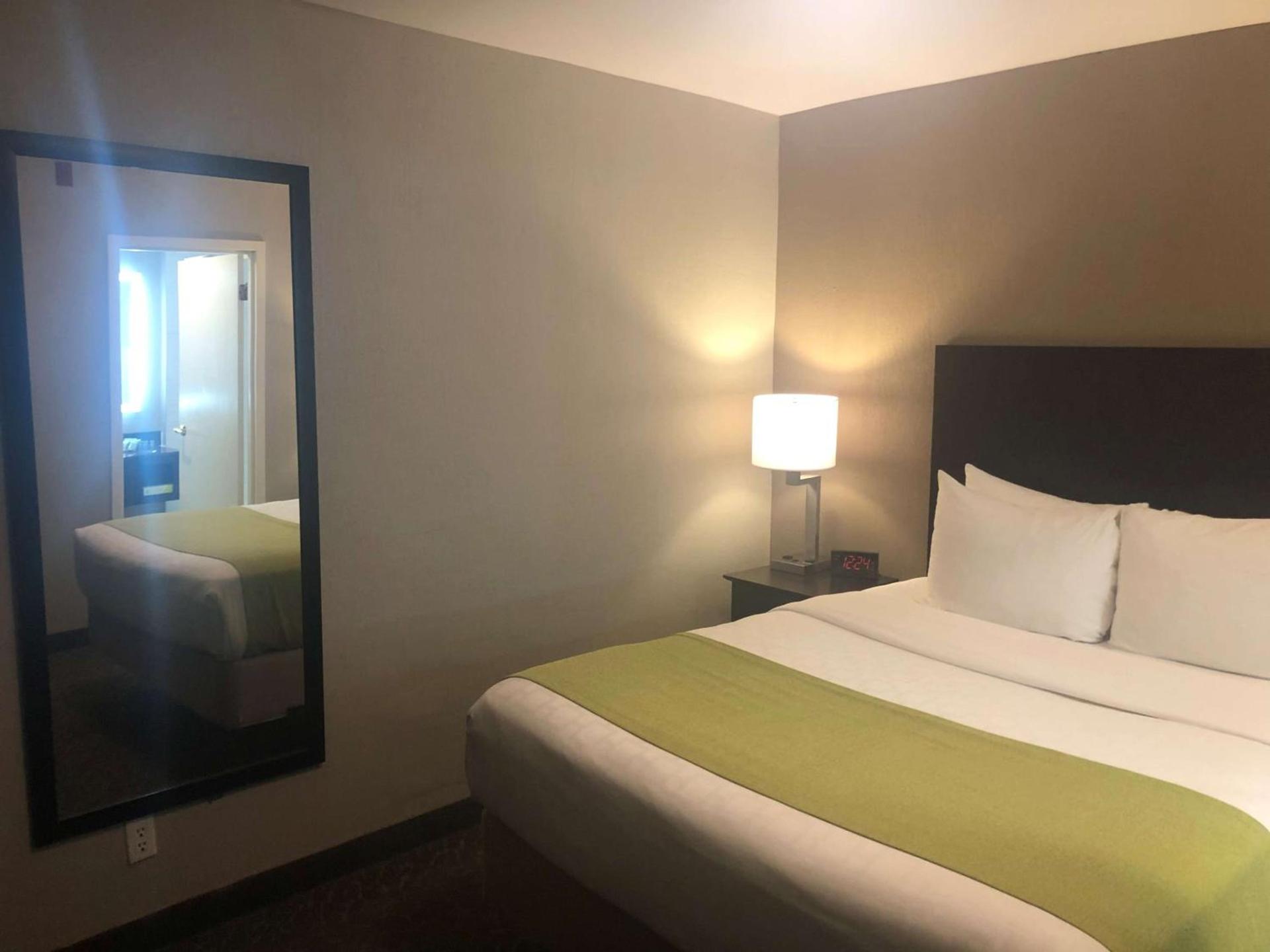 Best Western Fort Lee photo 15