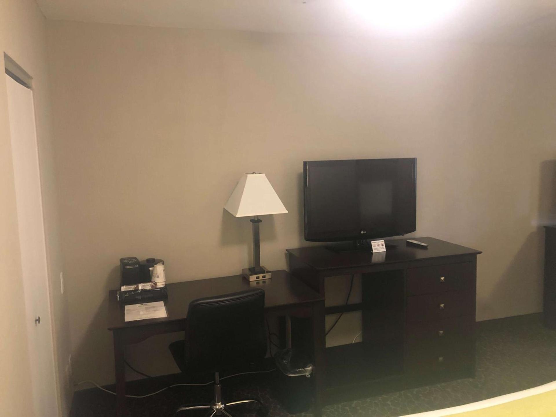 Best Western Fort Lee photo 16
