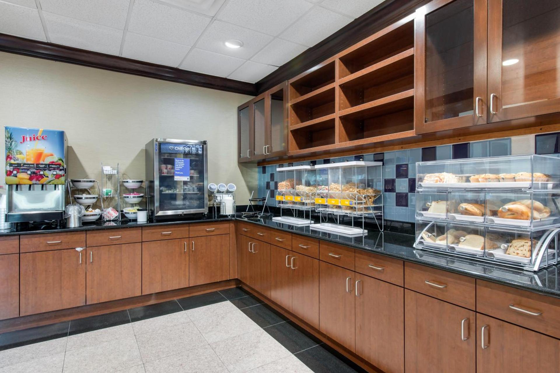 Comfort Inn & Suites Tavares North photo 18