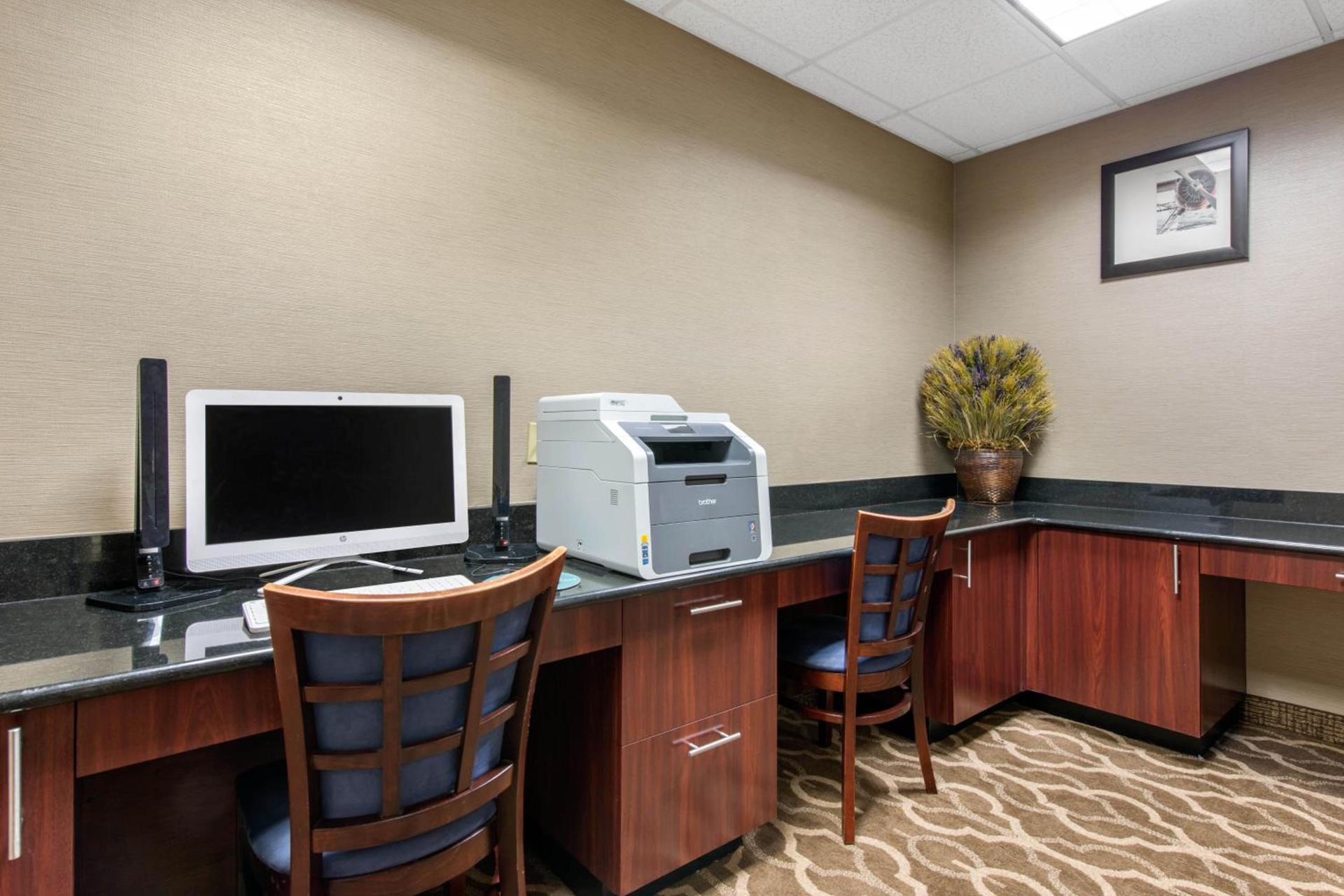 Comfort Inn & Suites Tavares North photo 19
