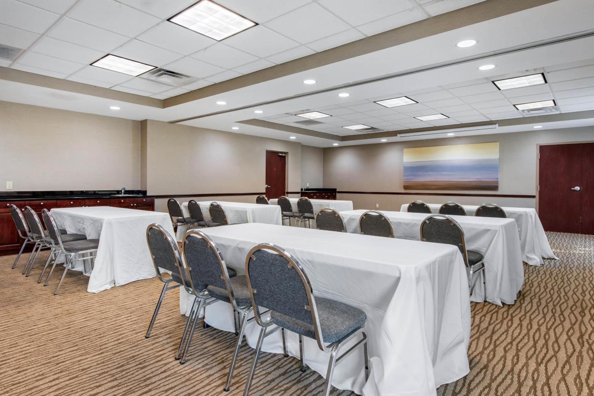 Comfort Inn & Suites Tavares North photo 20