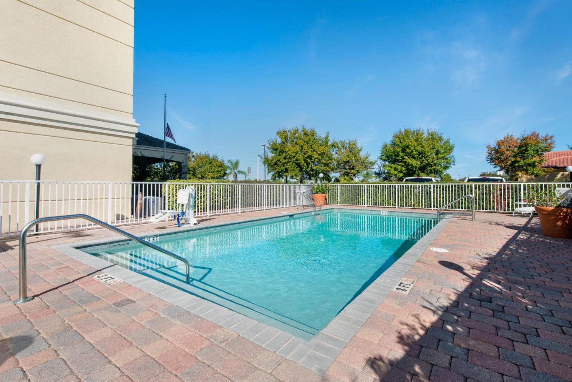 Comfort Inn & Suites Tavares North photo 22
