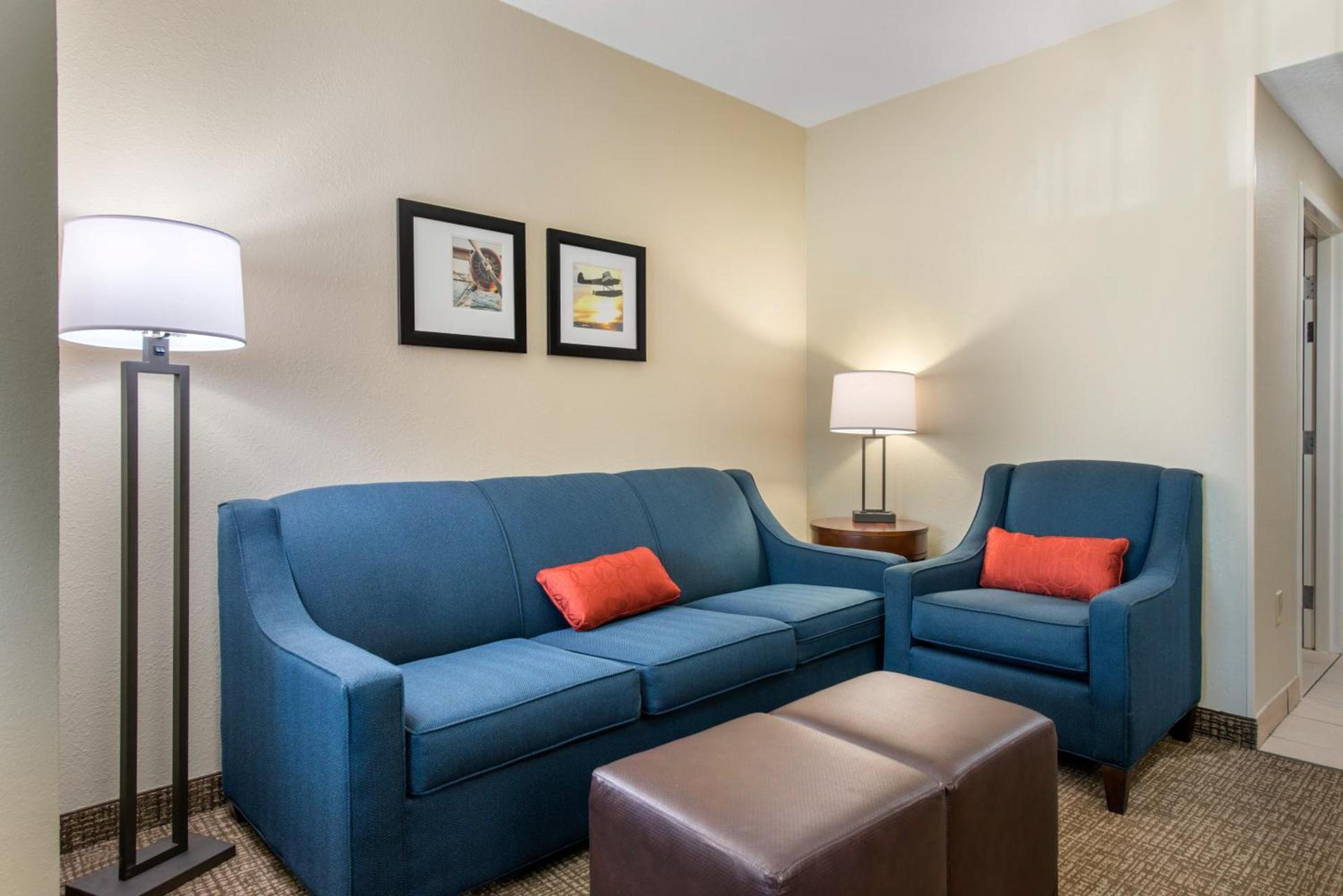 Comfort Inn & Suites Tavares North photo 11