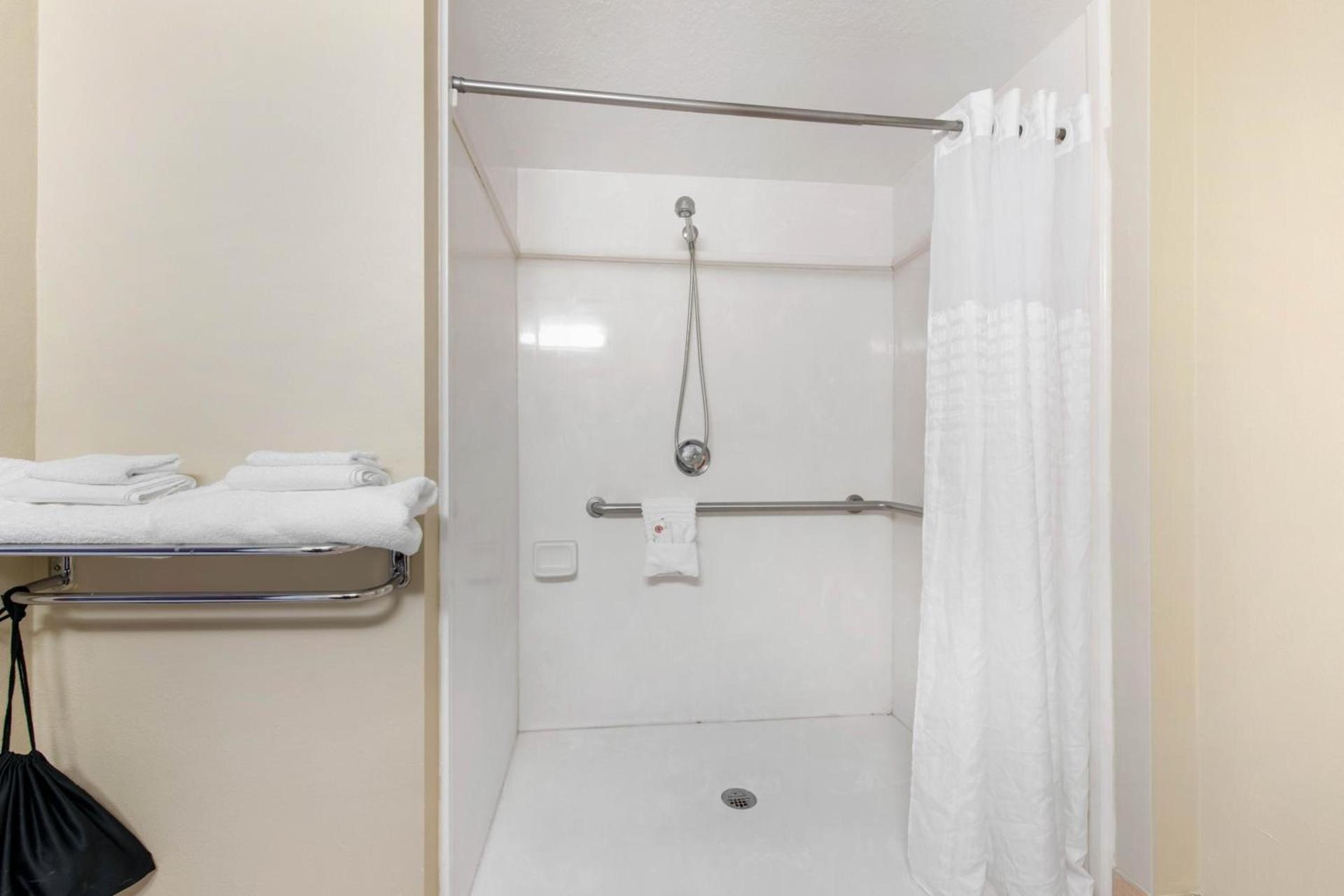 Comfort Inn & Suites Tavares North photo 5